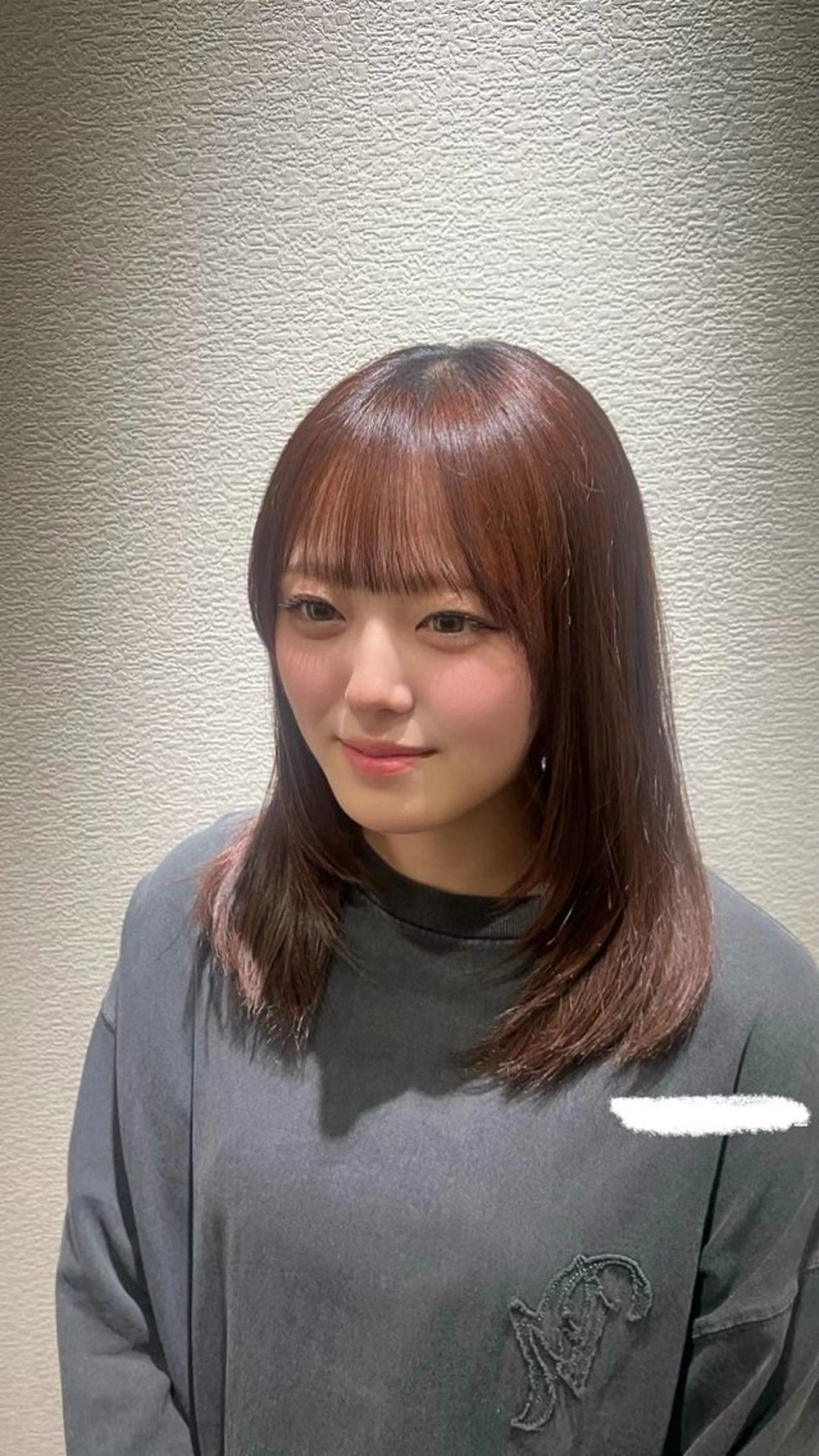 セミロング 小野 眞白のヘアスタイル