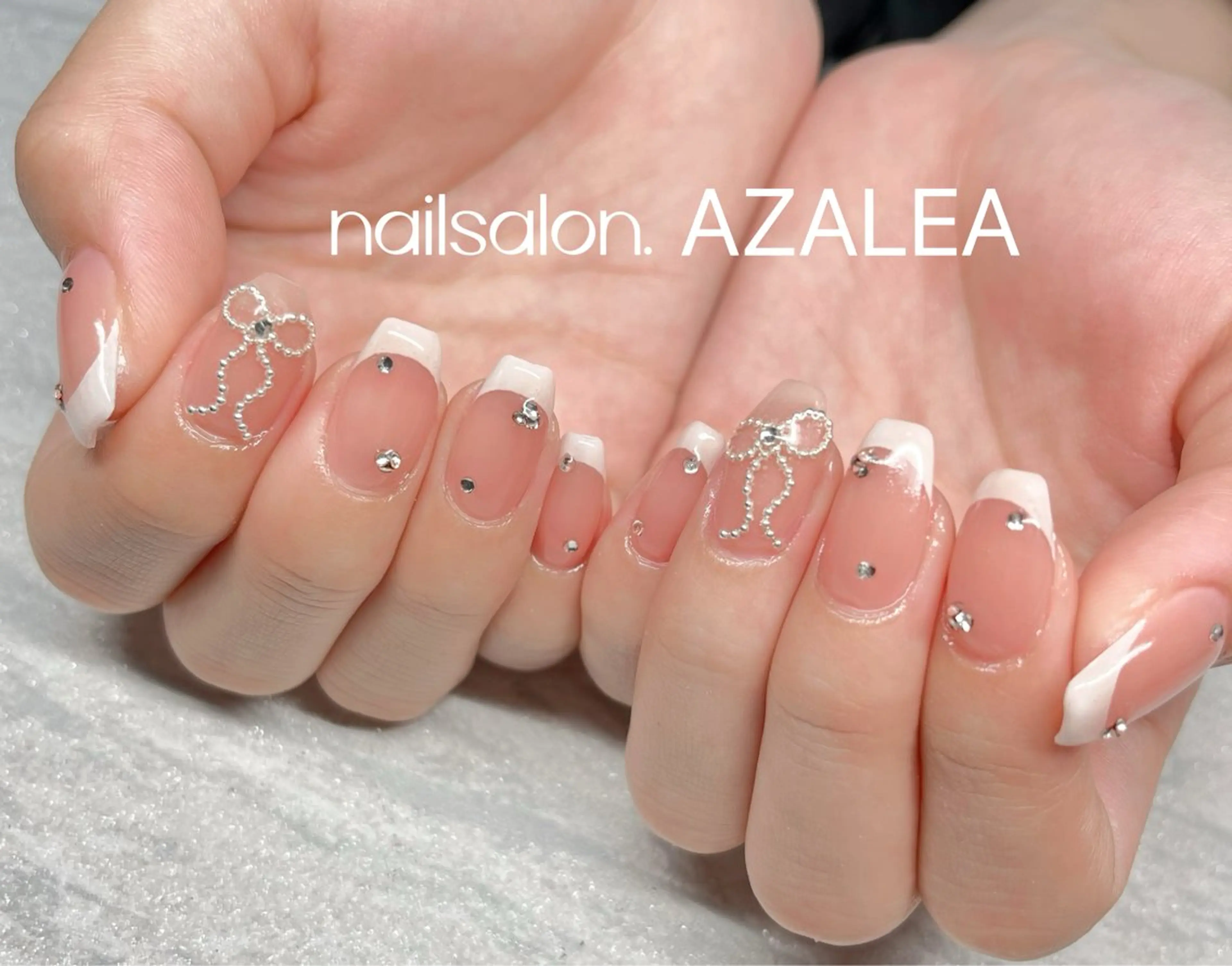 ネイル R inのネイルデザイン