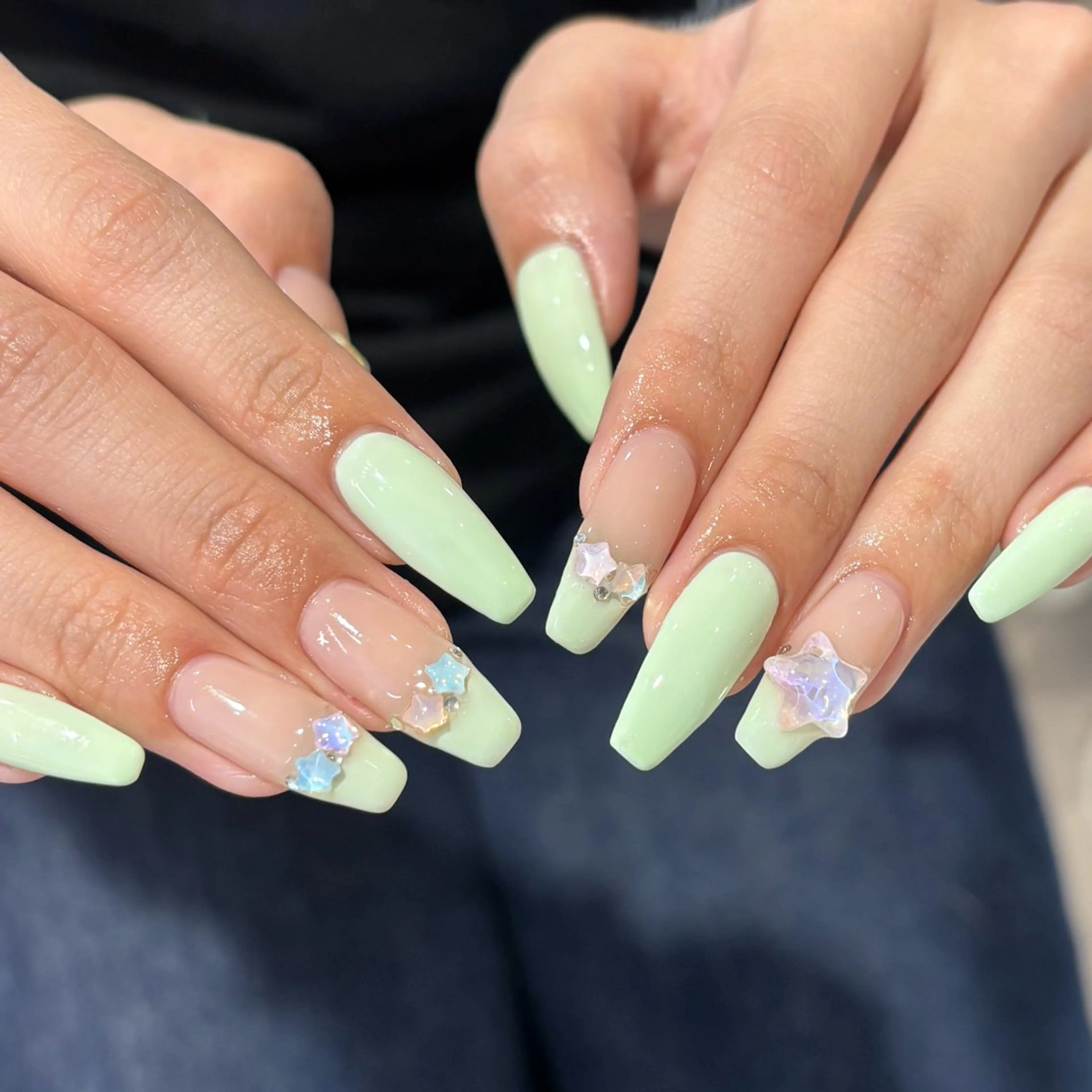 ネイル フレンチネイル グリーン 持ち込み パステルネイル 春ネイル モデル様募集中♡ Kokomi🍮のネイルデザイン