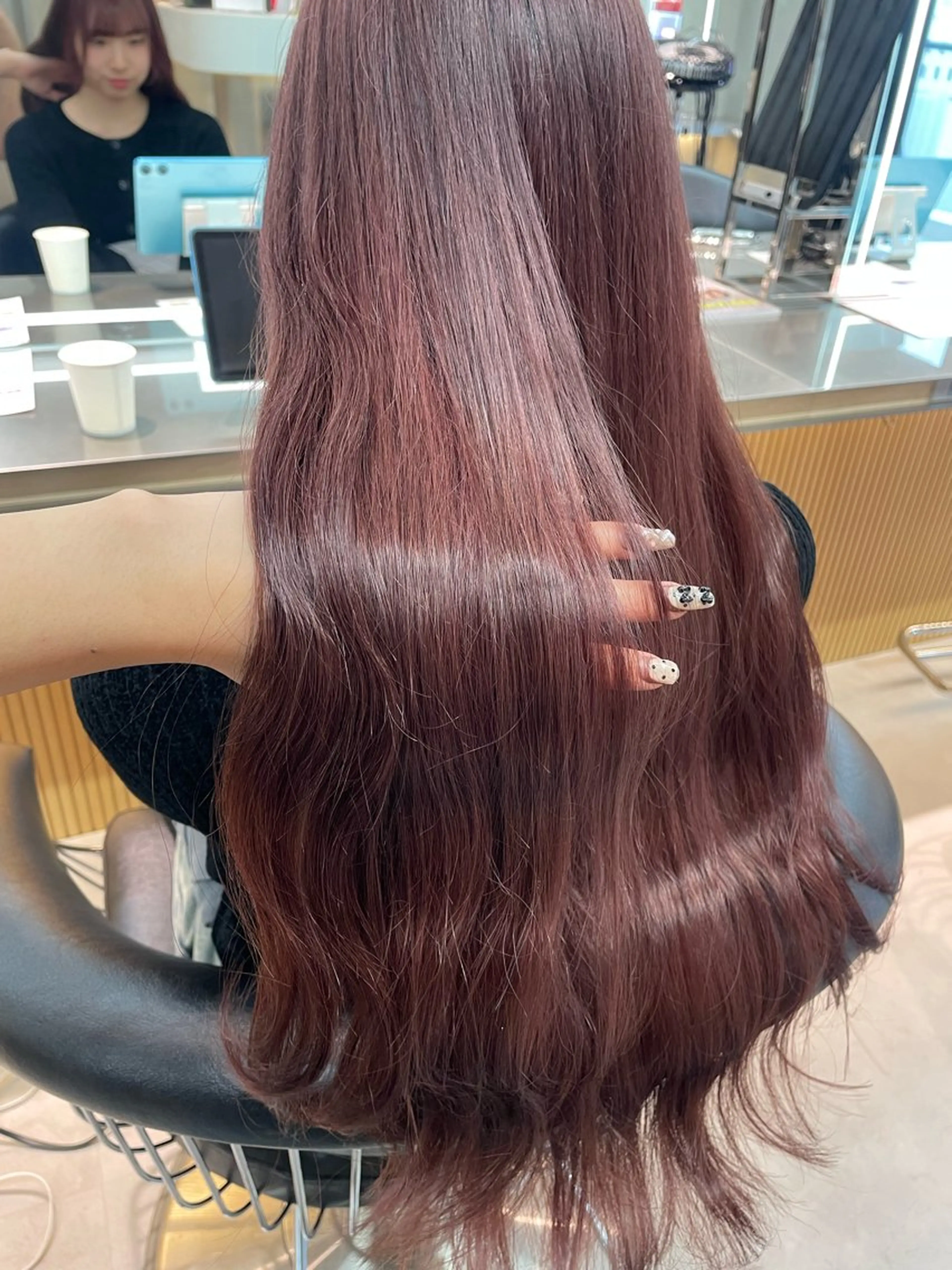 ロング カラー ヘアカラー トリートメント ヘッドスパ ヘアセット 韓国ヘア/レイヤー Londエレンのヘアスタイル