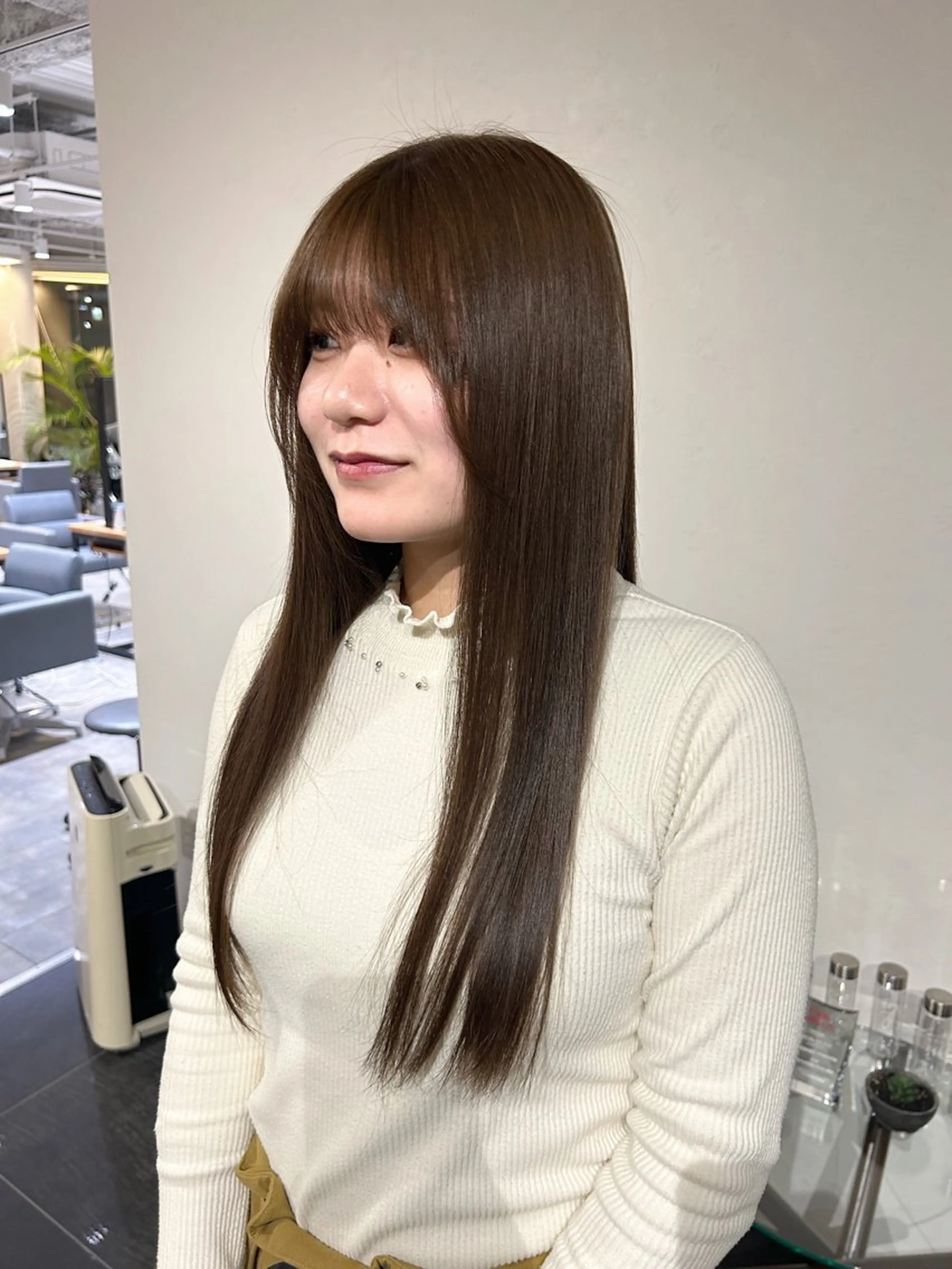 ロング カラー ベージュカラー ヘアカラー hinano ヒナノのヘアスタイル