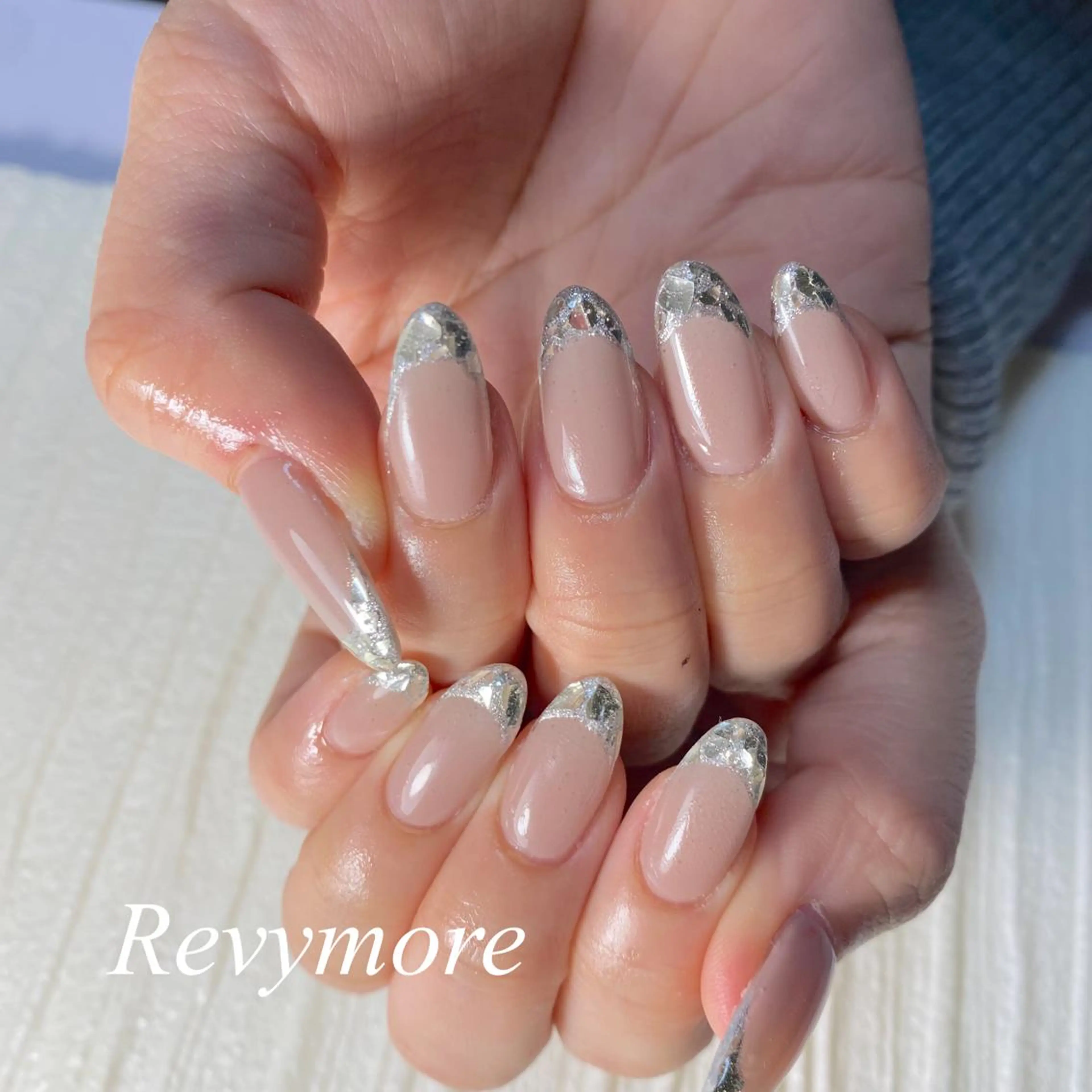 セミロング ネイル ジェルネイル ニュアンスネイル オフィスネイル シンプルネイル nail salon Revymoreのネイルデザイン