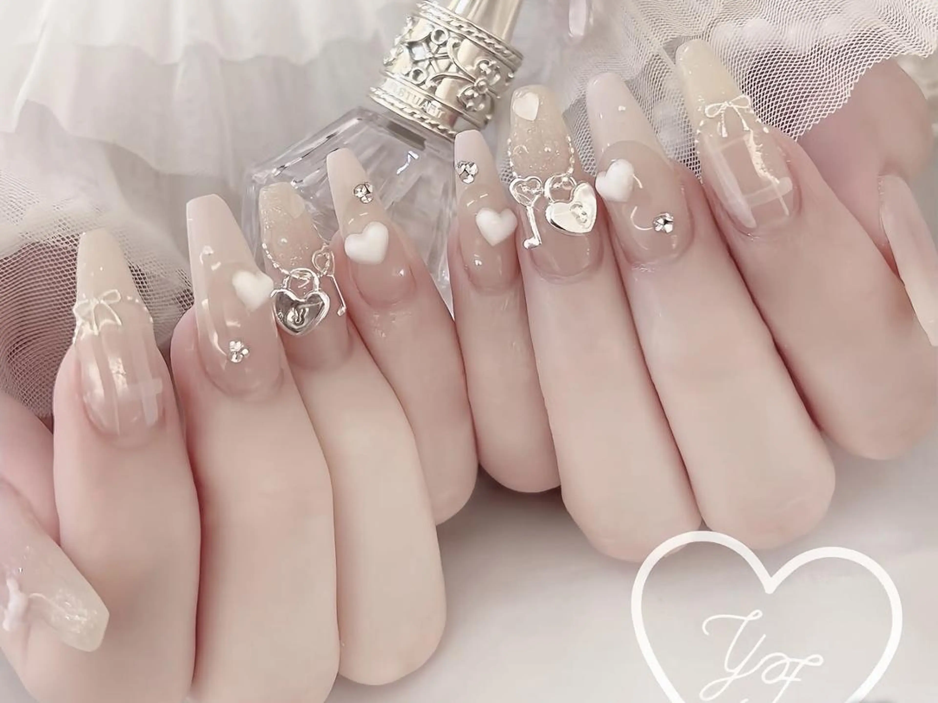 メンズ ネイル メンズ韓国風 アートネイル フレンチネイル ジェルネイル キラキラネイル ハンドネイル フットネイル Bloom kabukiのネイルデザイン