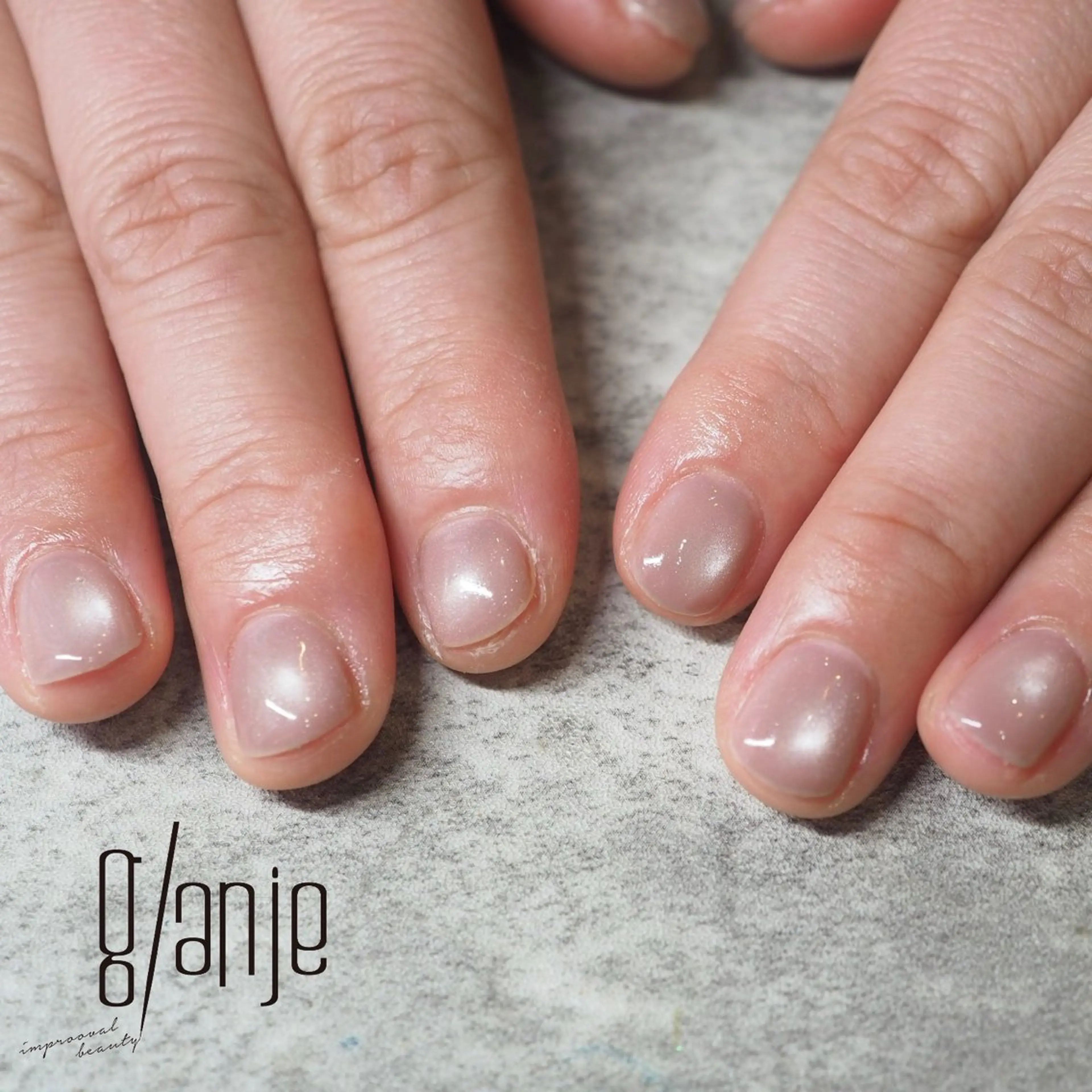 ネイル ハンドネイル glaNje aoiのネイルデザイン