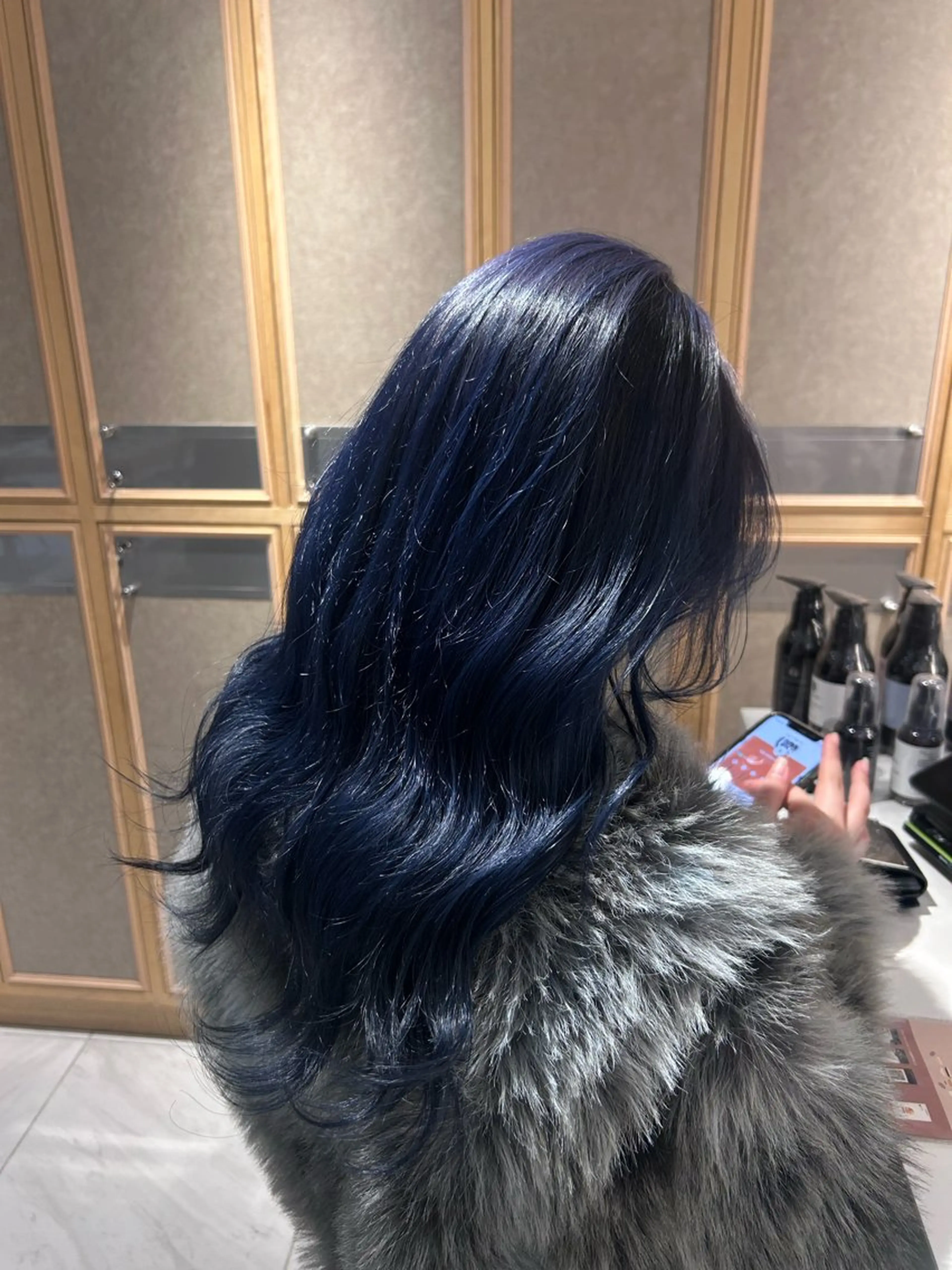 カラー ブリーチ ブルーカラー ラベンダーカラー ヘアカラー トリートメント ヘッドスパ ヘアセット miko🪽地毛風/ ハイトーン/レイヤーのヘアスタイル