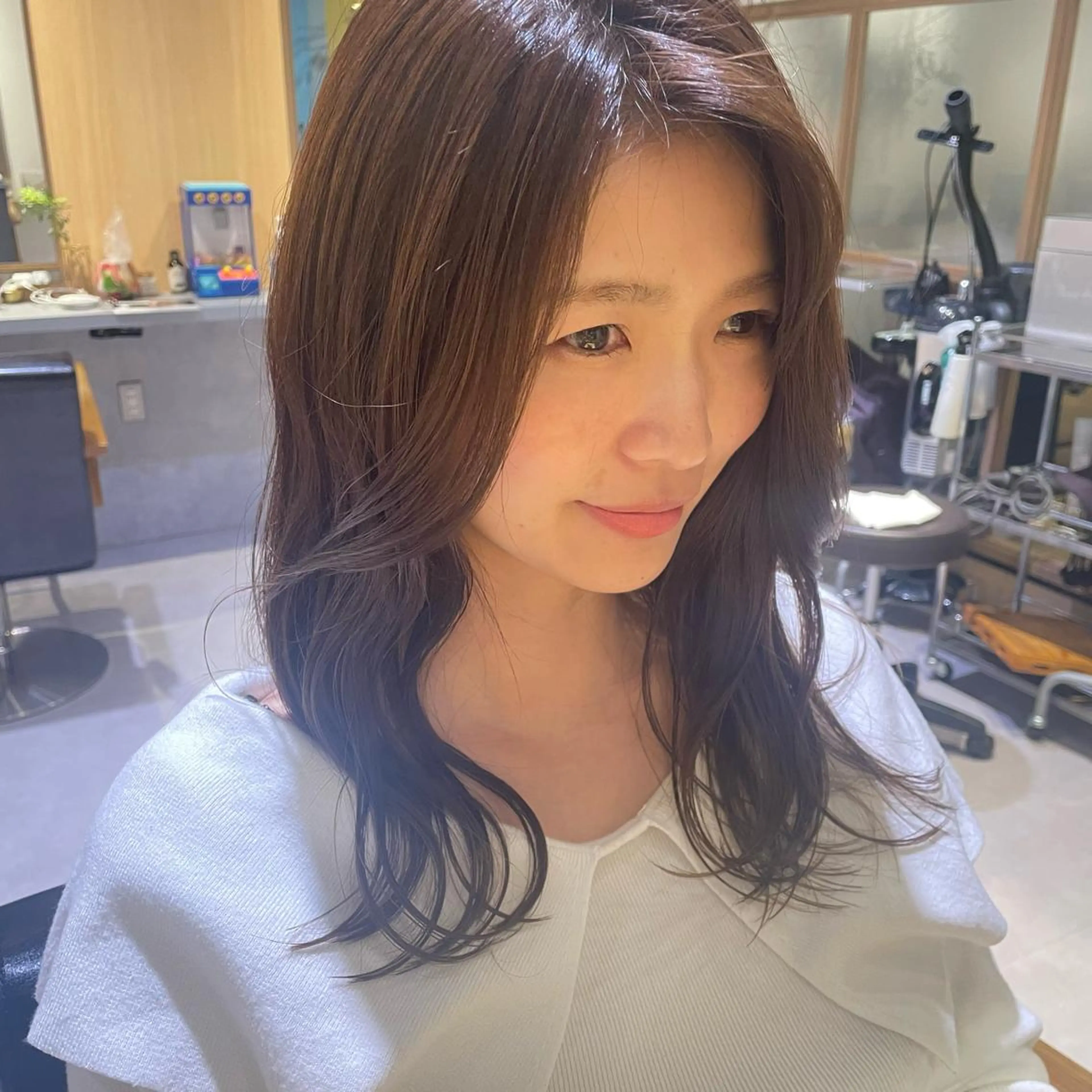ロング あきば まゆのヘアスタイル