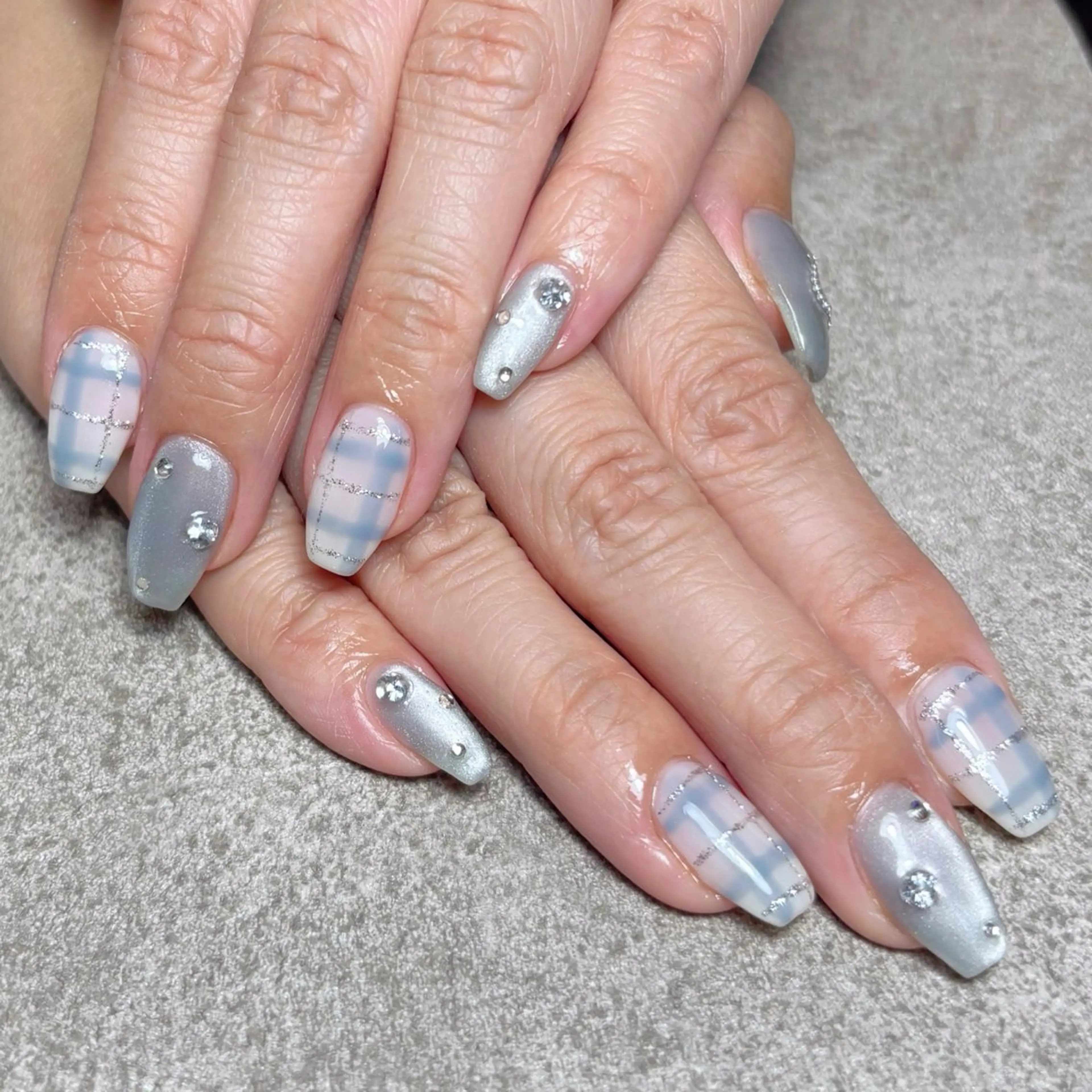 ネイル ハンドネイル nailroom DIASOMNIAのネイルデザイン