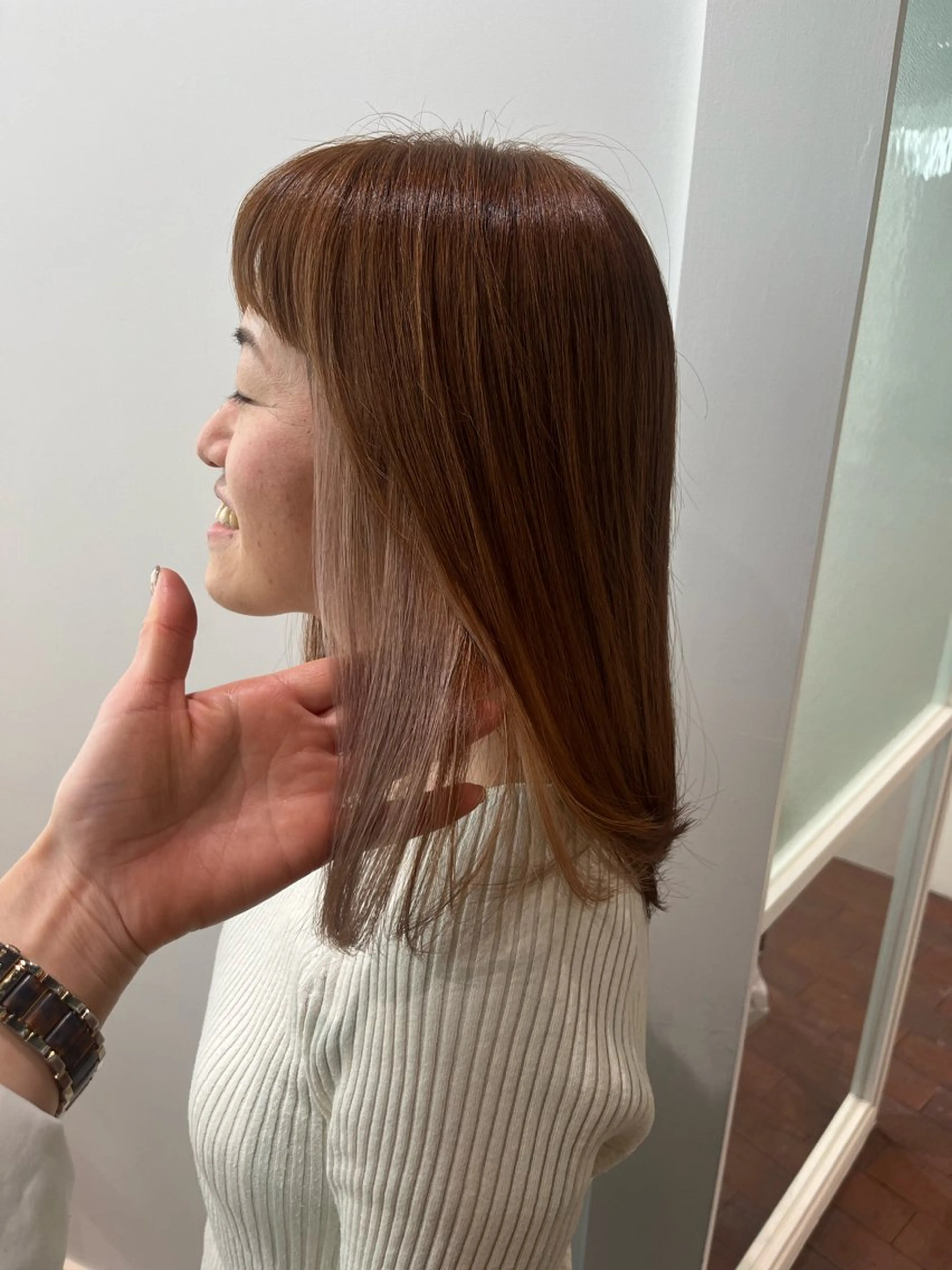 ミディアム カラー ベージュカラー ブリーチ マンツーマン 縮毛矯正/マユコのヘアスタイル