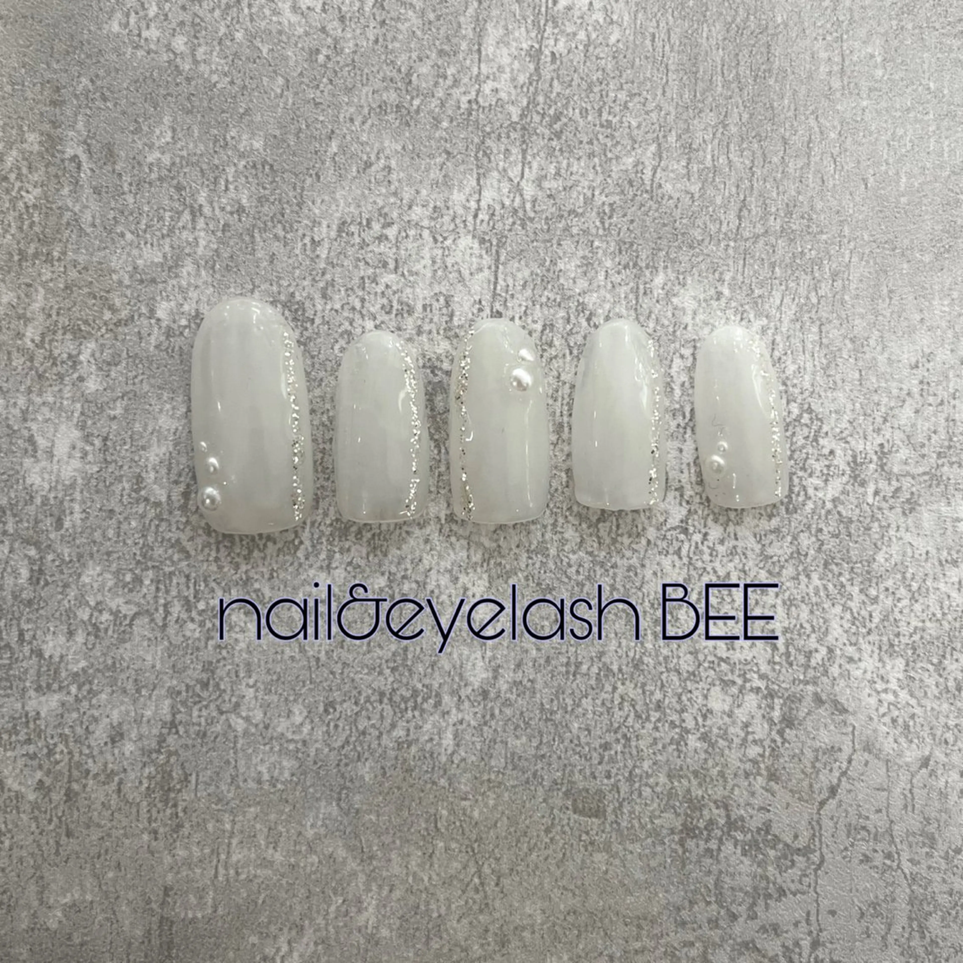 ネイル NailBee銀座店 🤎Akaのネイルデザイン
