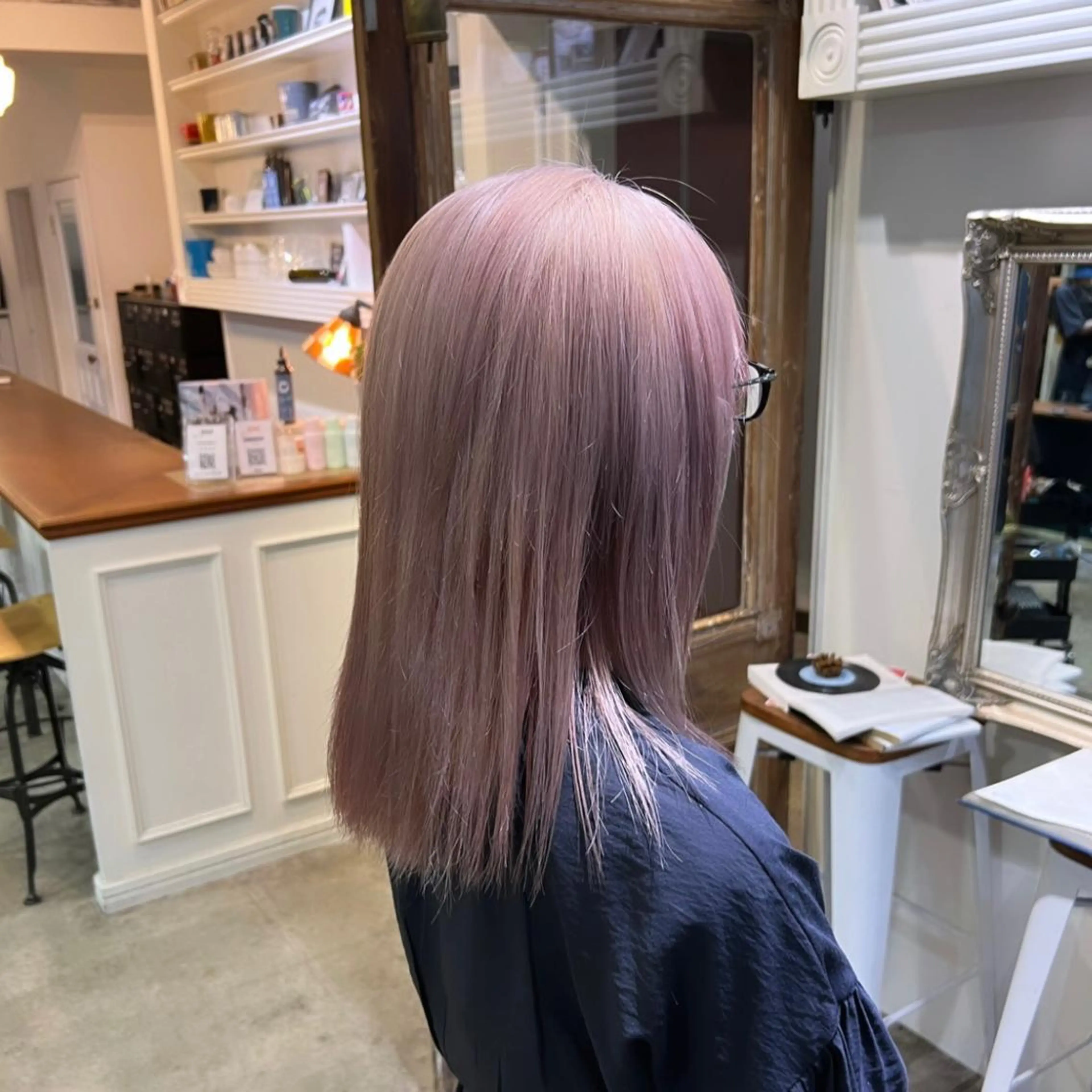 ミディアム カラー ラベンダーカラー ラベンダーピンク ピンクカラー オカベ ショウマのヘアスタイル