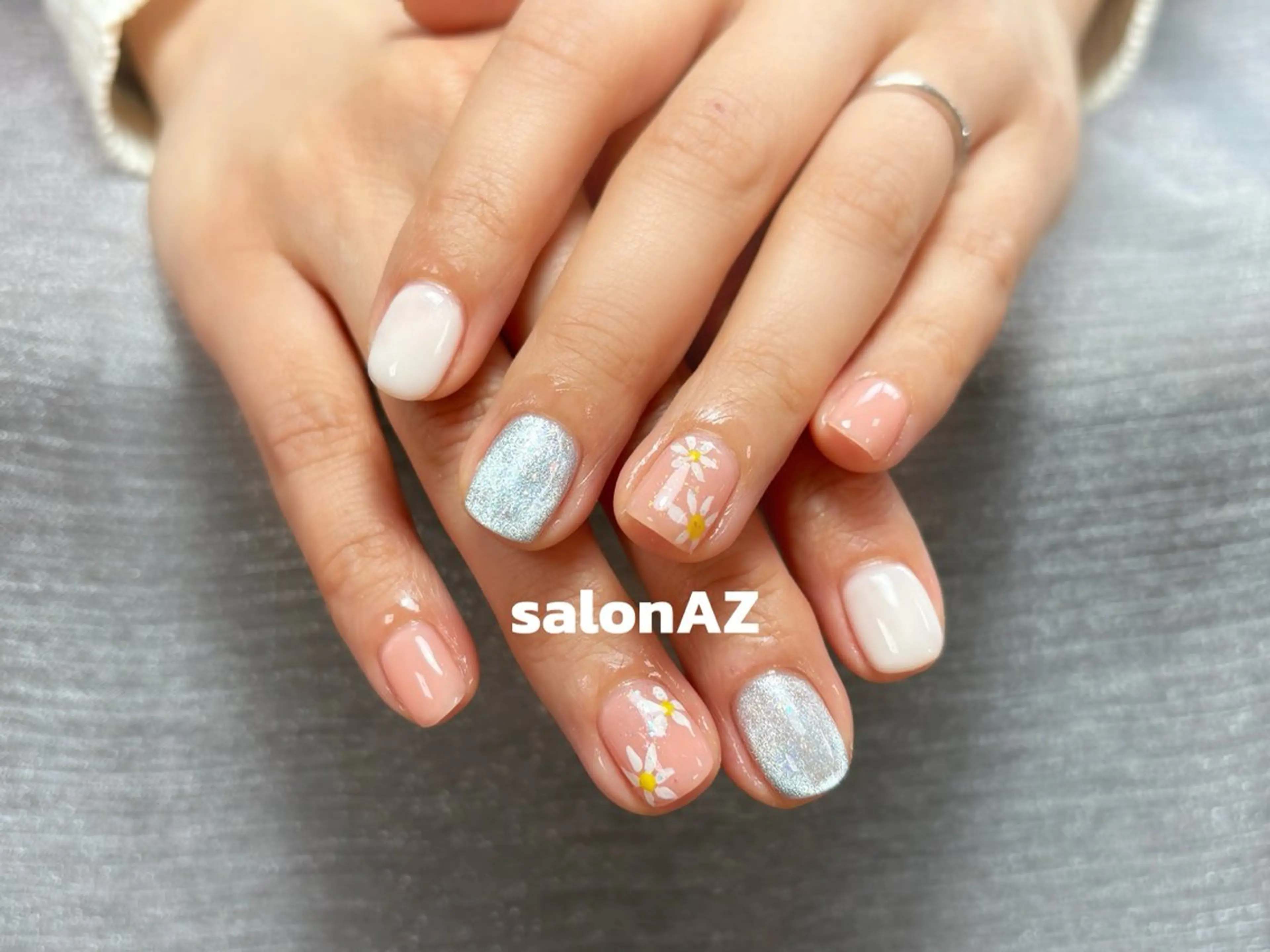 ネイル 桜ネイル 長さ出し フットネイル フレンチネイル ジェルネイル salon AZのネイルデザイン