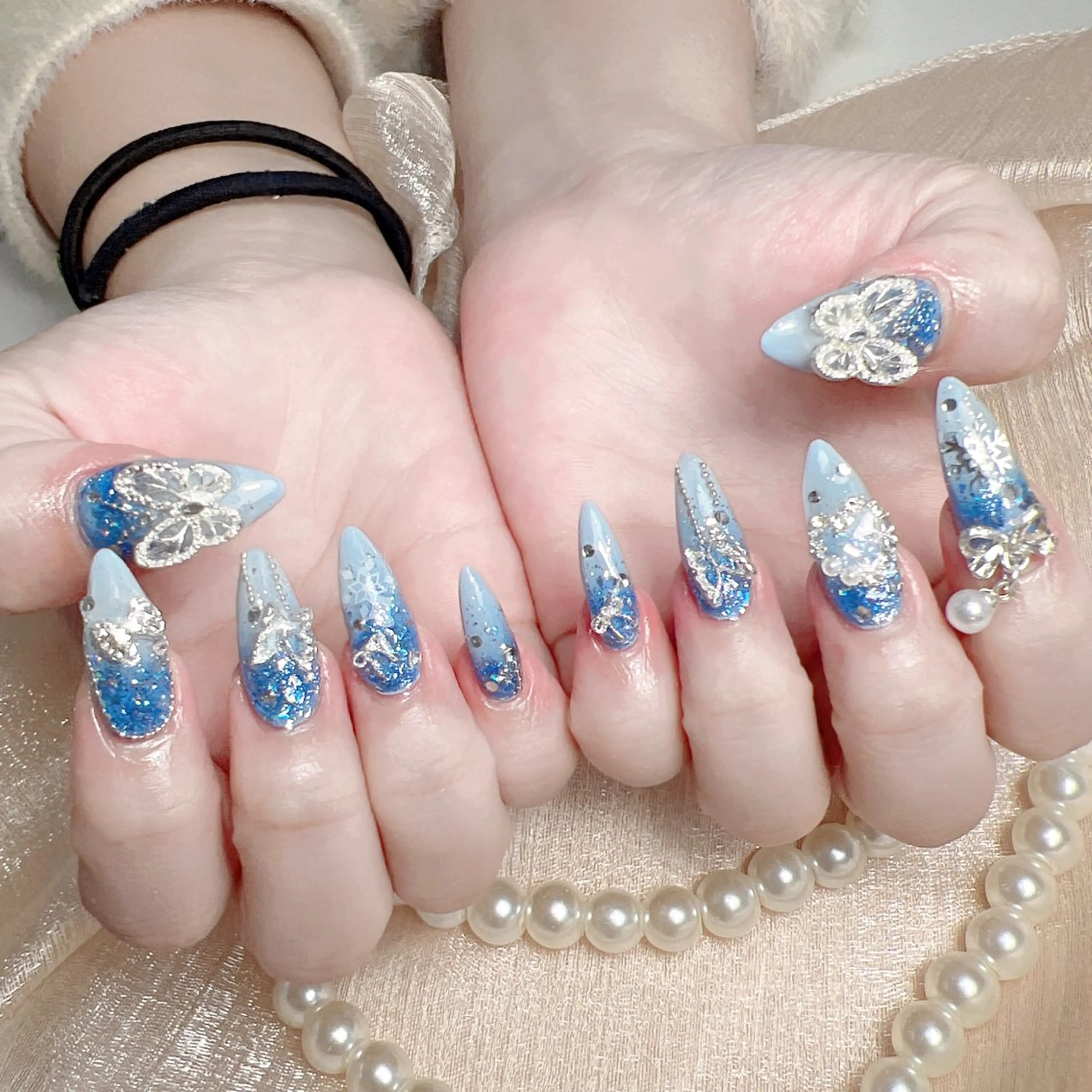 ネイル アートネイル ジェルネイル キラキラネイル 持ち込み シンプルネイル ハンドネイル ハンドケア ぱん ちゃんのネイルデザイン