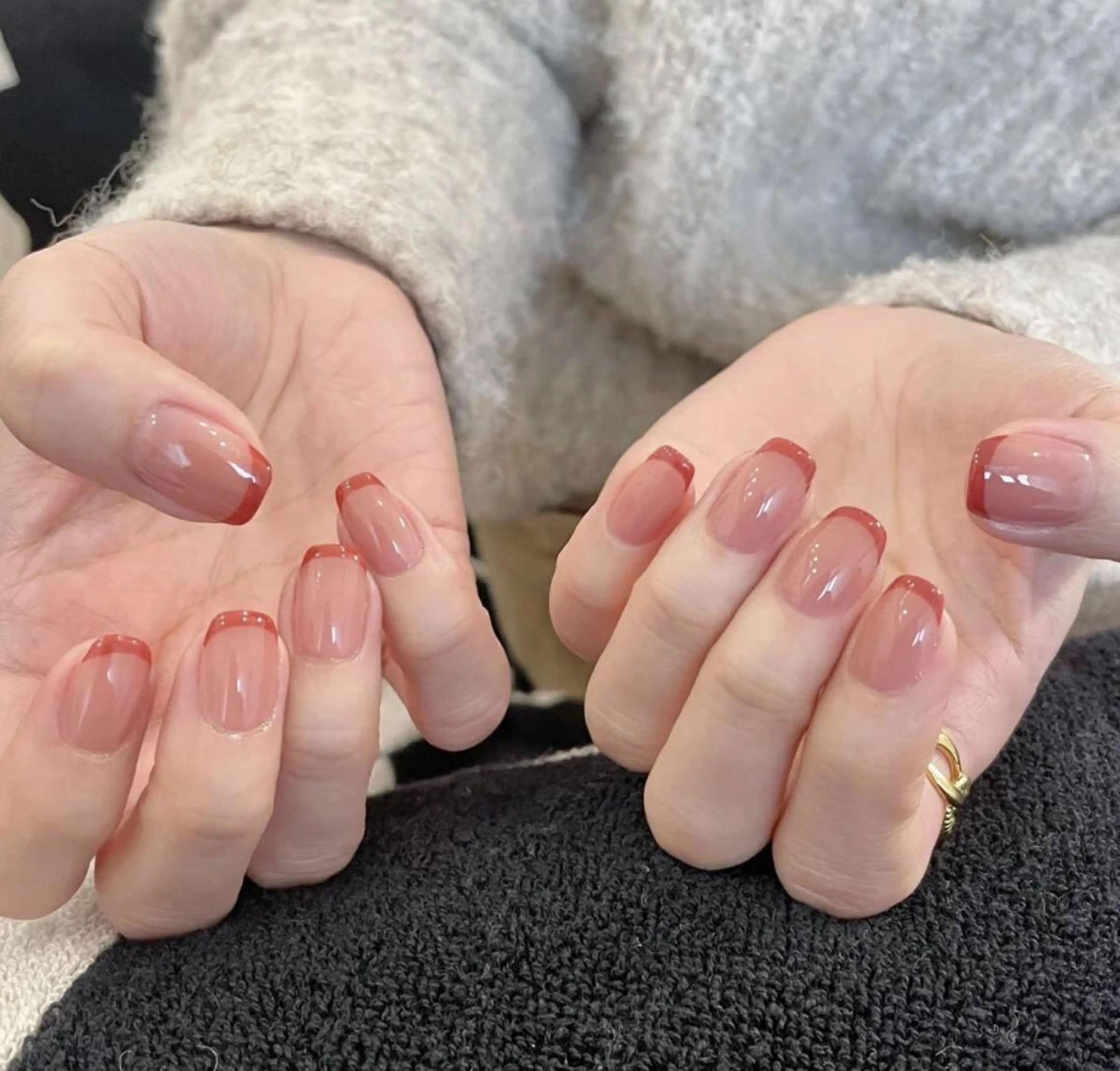 ネイル フレンチネイル Queens マオのネイルデザイン