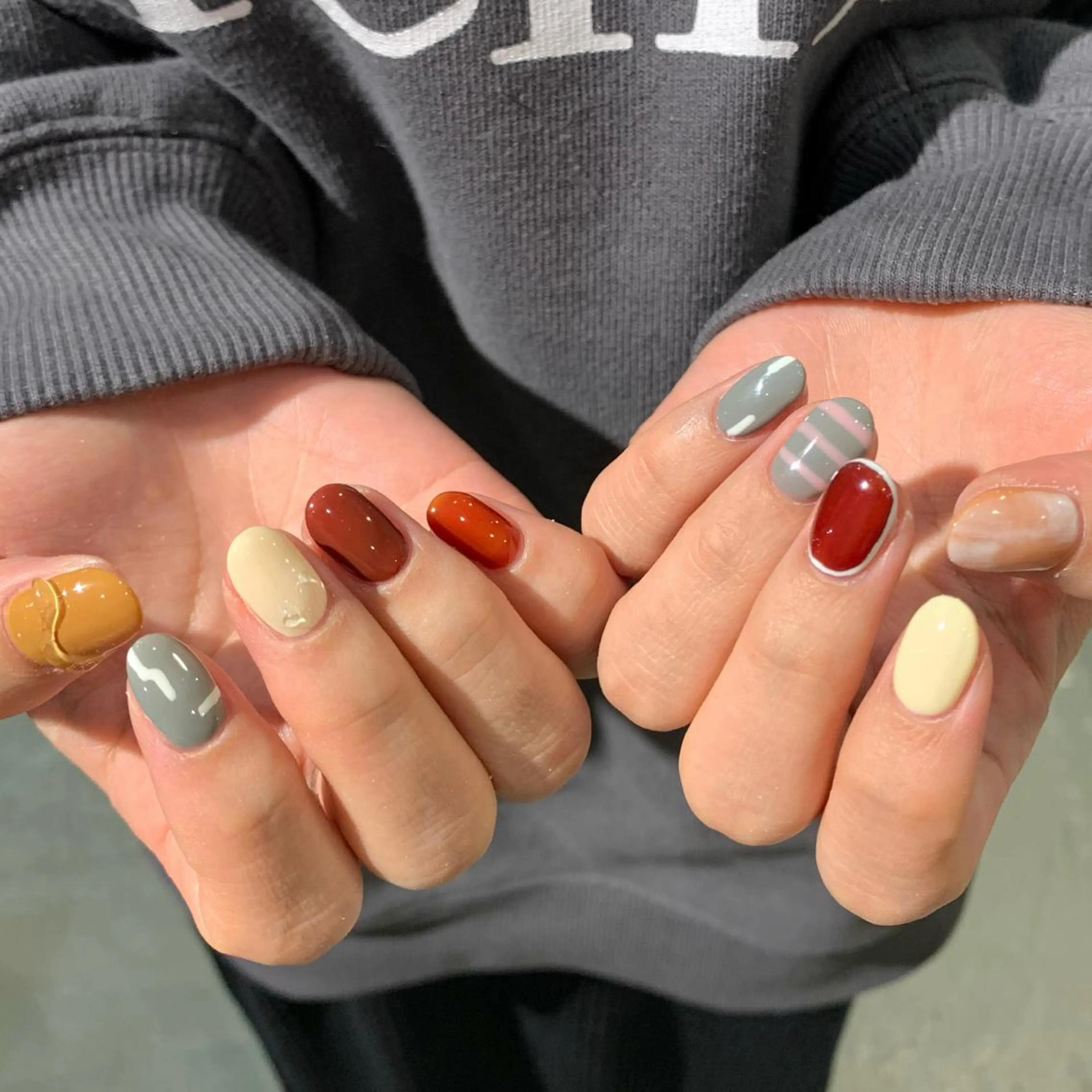 ネイル LETTER_& SAKIのネイルデザイン