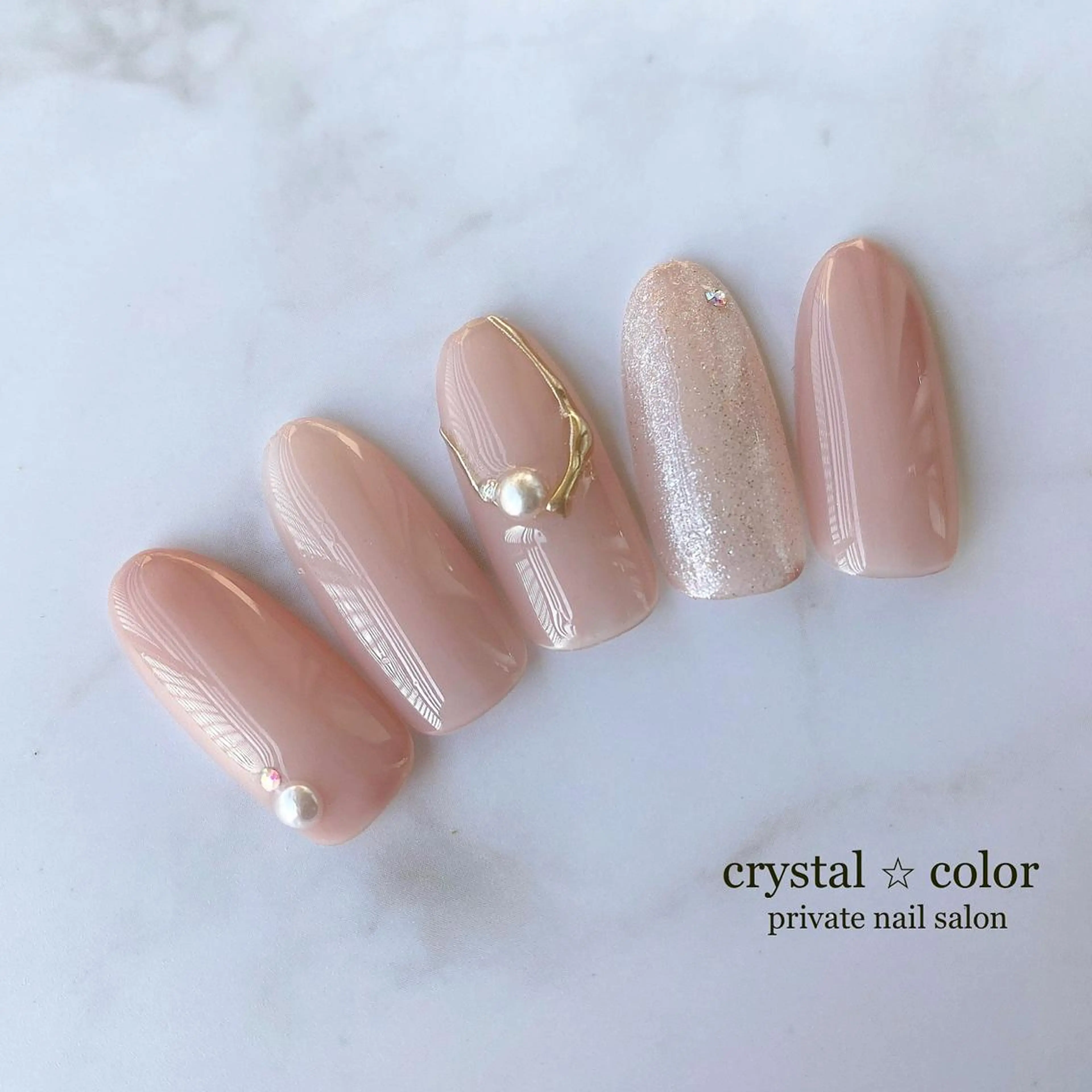 ネイル オフィスネイル crystal ⭐︎ colorのネイルデザイン