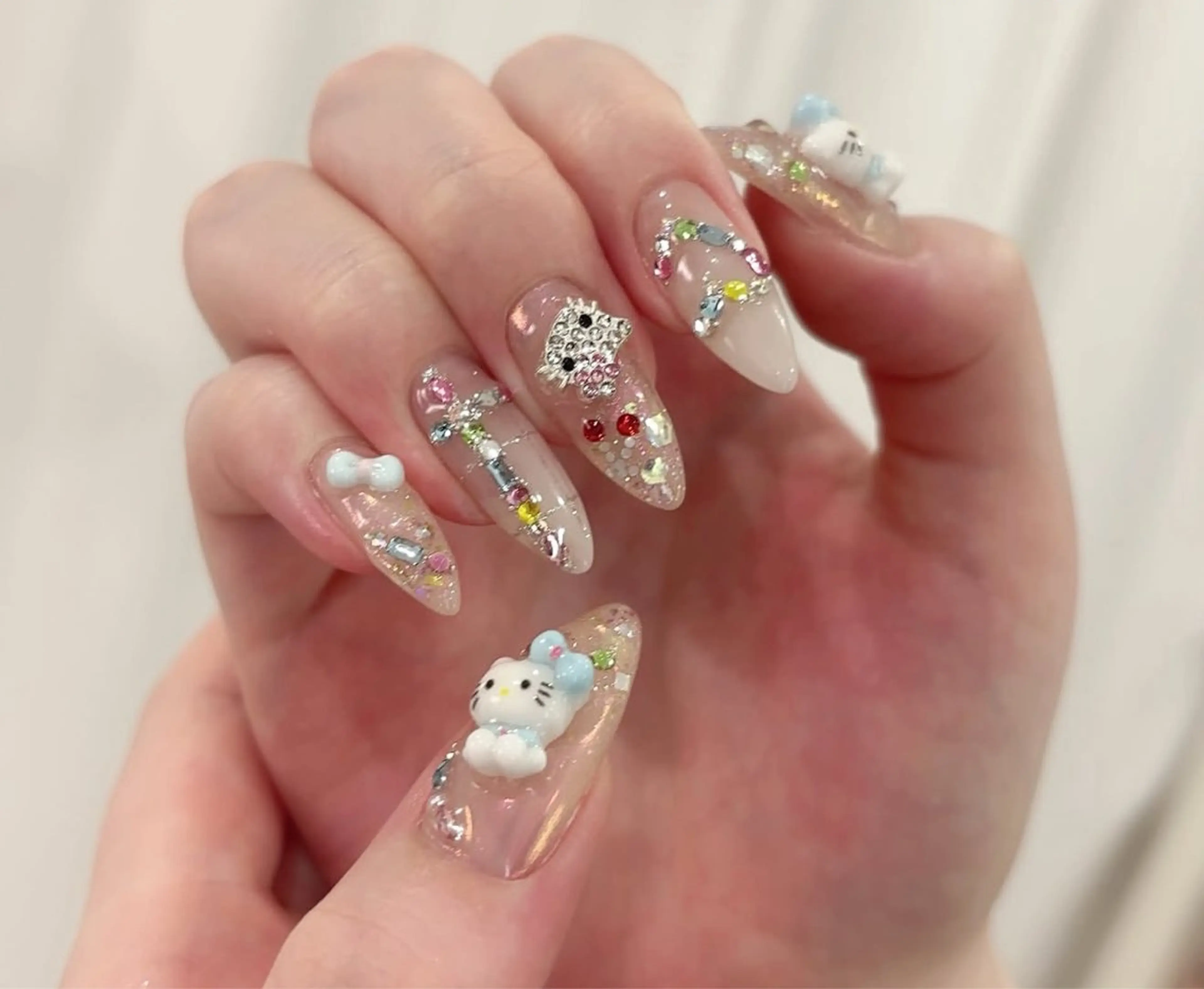 ネイル アートネイル フレンチネイル ジェルネイル キラキラネイル ニュアンスネイル ハンドネイル Ryu Nail NekoChanのネイルデザイン