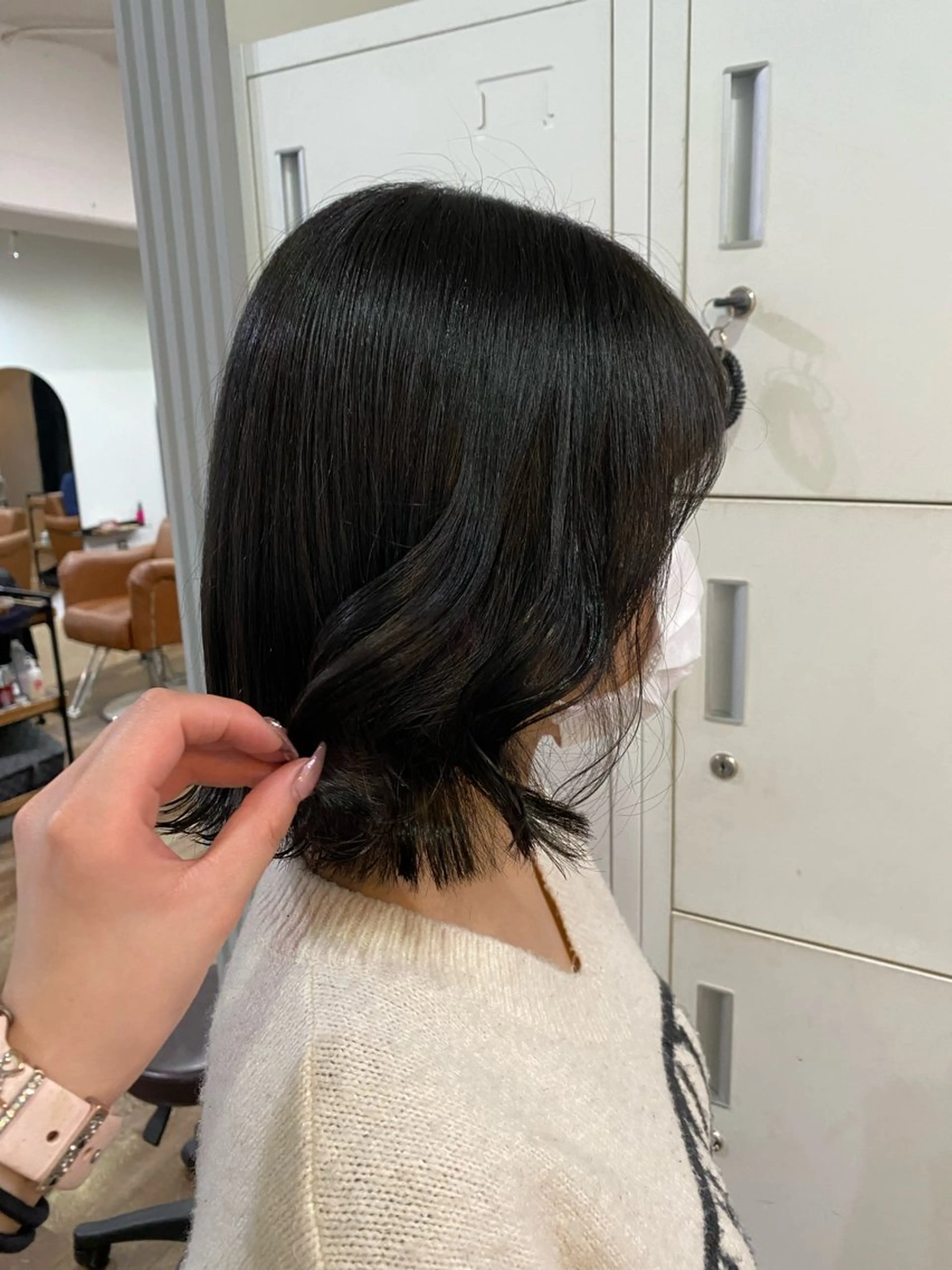 ショート カラー 黒髪 ヘアカラー トリートメント mio♡ベージュ特化 🎀透明感カラーのヘアスタイル