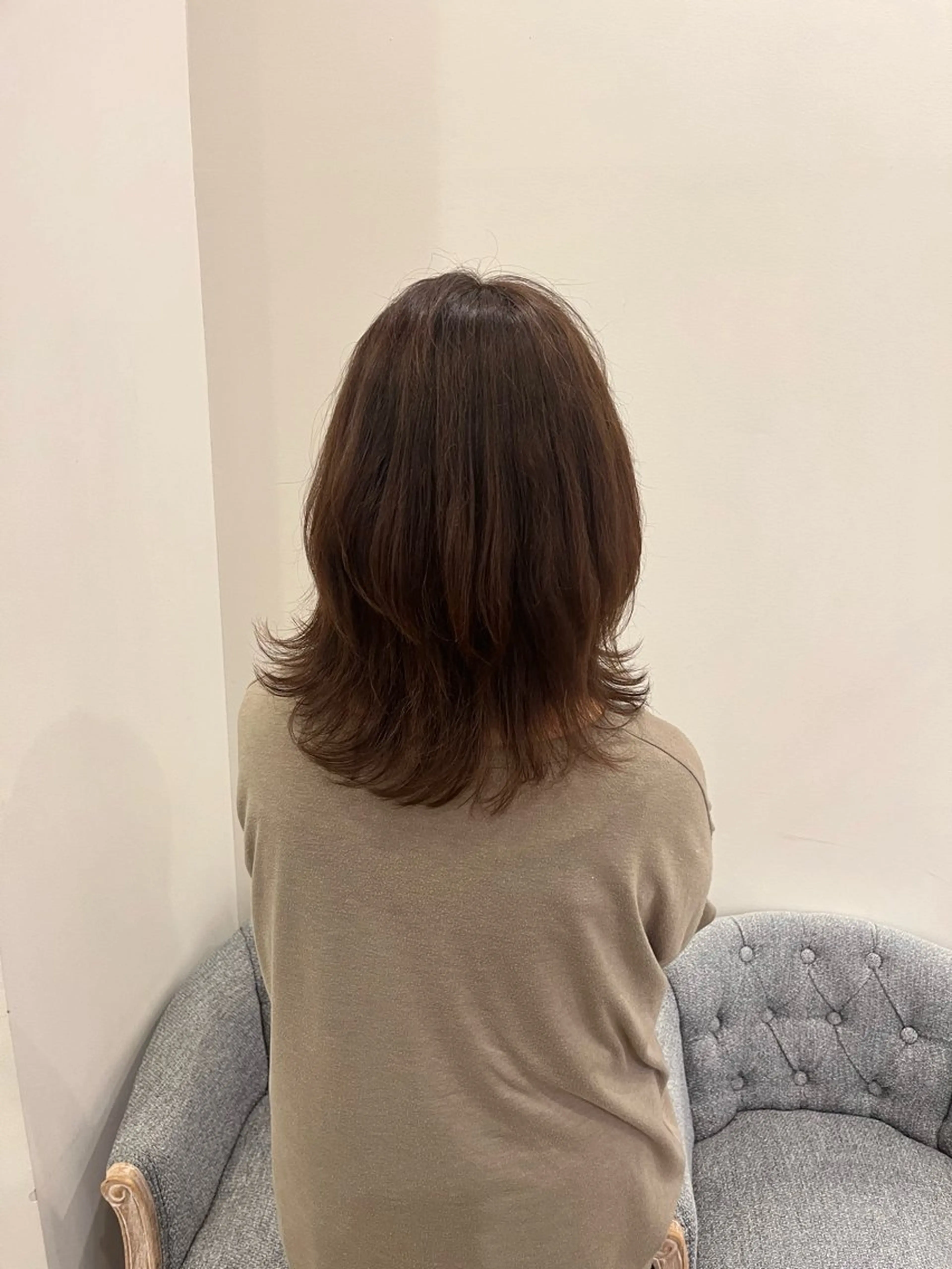 ミディアム LORAN 寺田のヘアスタイル