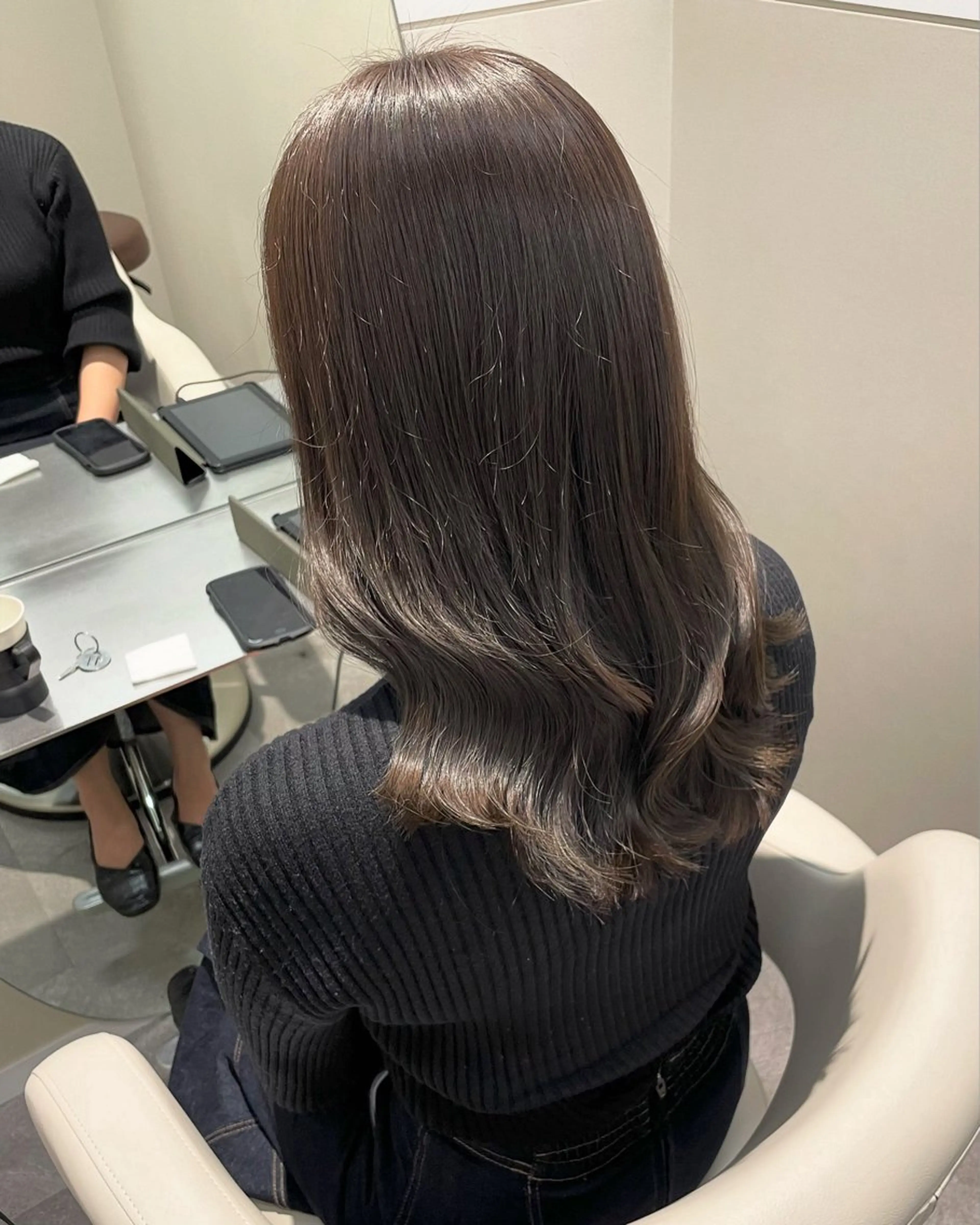 セミロング カラー ベージュカラー ブリーチ 透明感カラー ダブルカラー グレージュ ヘアカラー 韓国ヘア🤍顔周り/ 髪質改善✨/林遼一郎のヘアスタイル