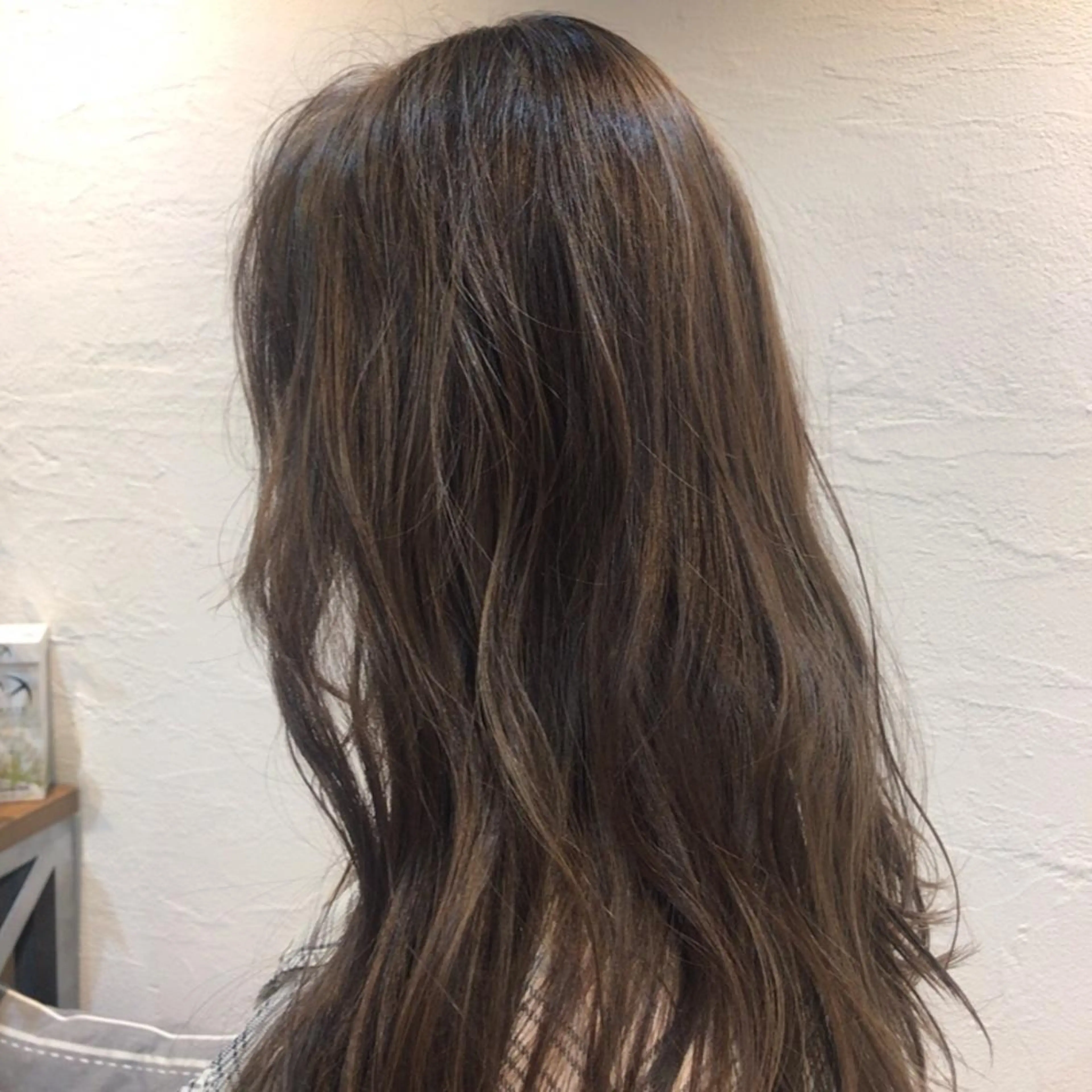 ロング カラー 透明感カラー ハイライトカラー ハイライト 韓国ヘア☁️ mitsukiのヘアスタイル