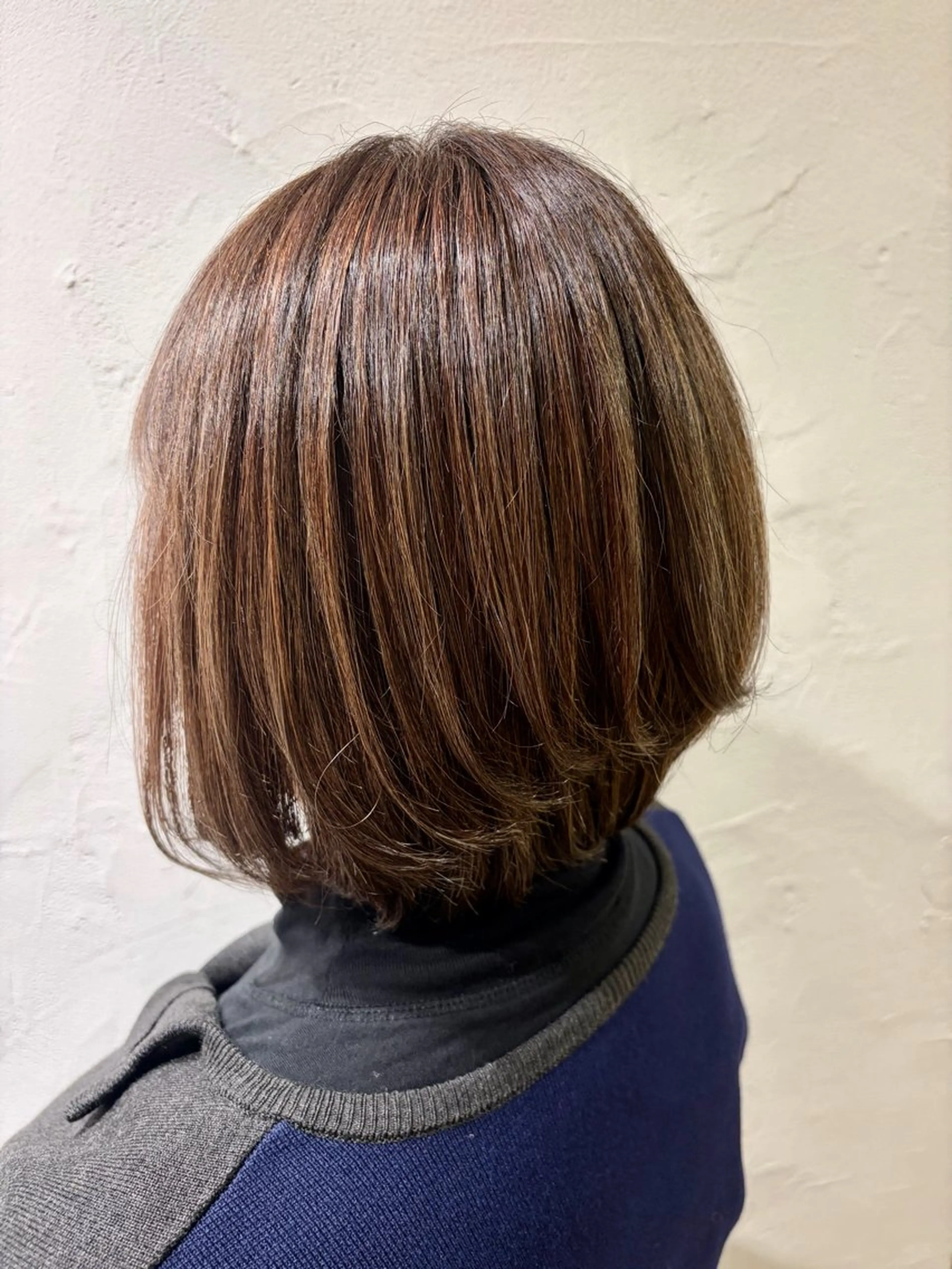 ショート カラー ボブレイヤー ハイライトカラー ボブ ハイライト レイヤーカット 美容室stadium 横田ジュンコのヘアスタイル