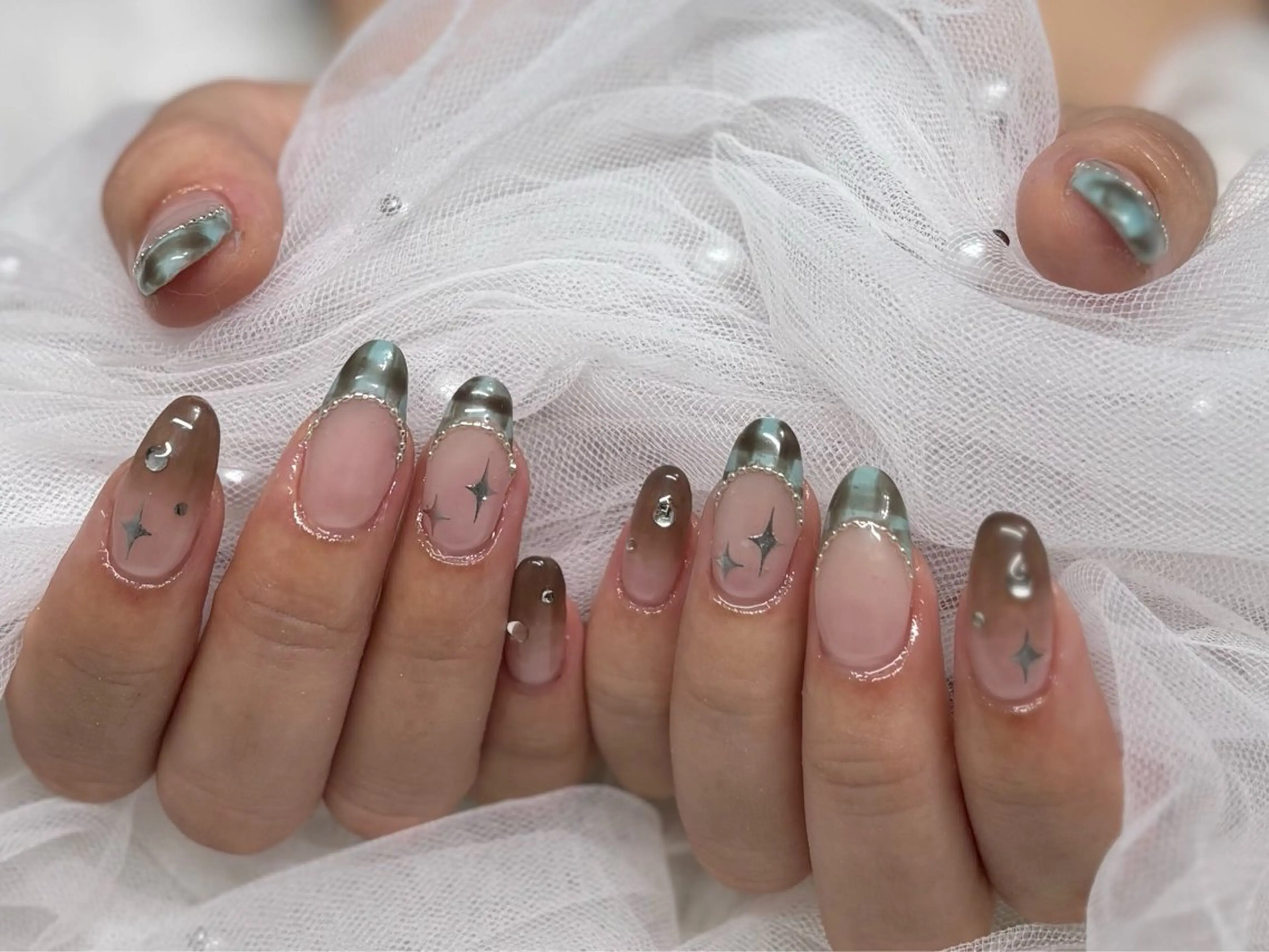 ネイル ハンドネイル ANELA ANNAのネイルデザイン