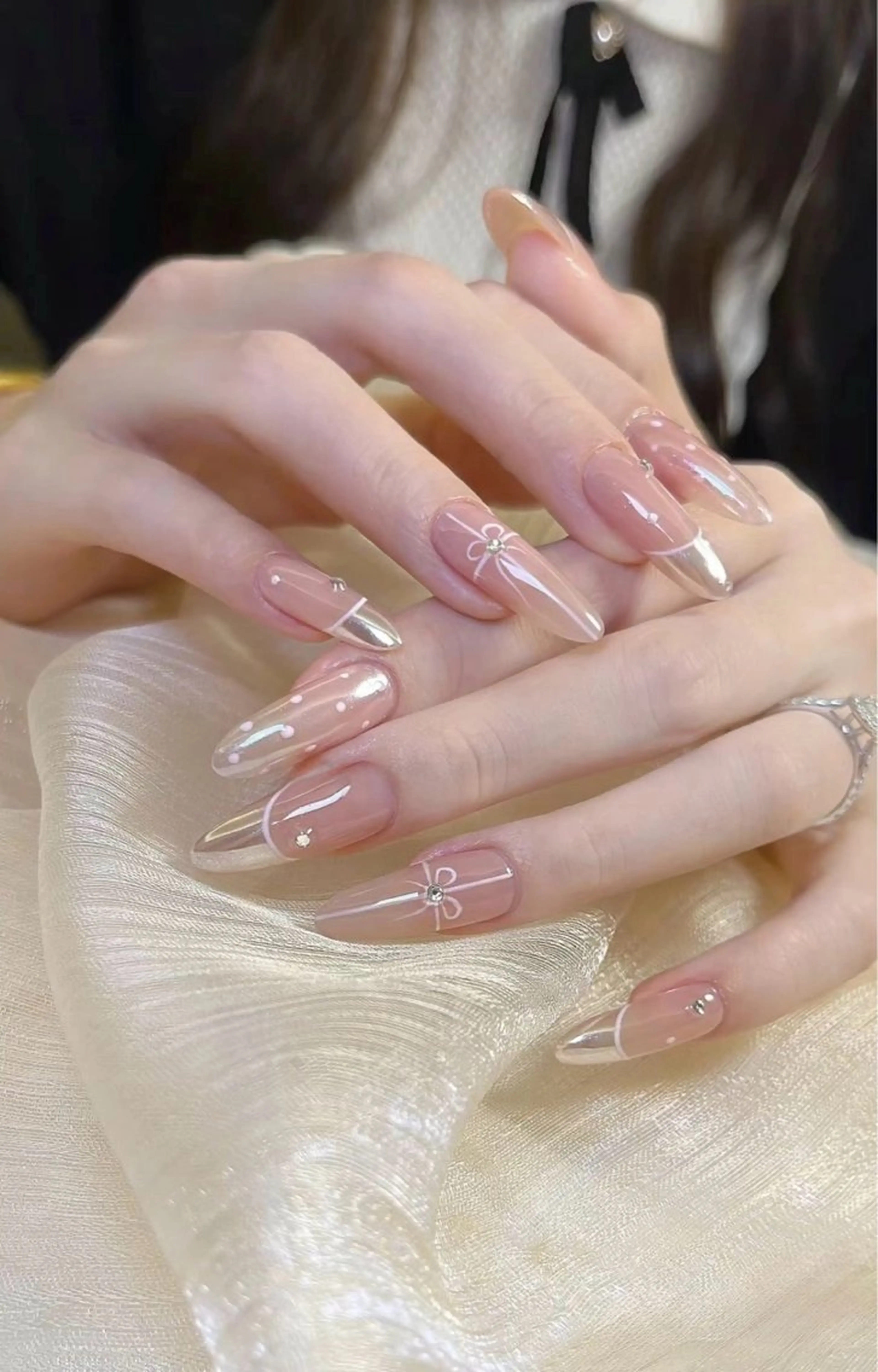 ネイル 長さ出し フレンチネイル グラデーション 卒業式 マグネットネイル ハンドネイル MIHANA NAILのネイルデザイン