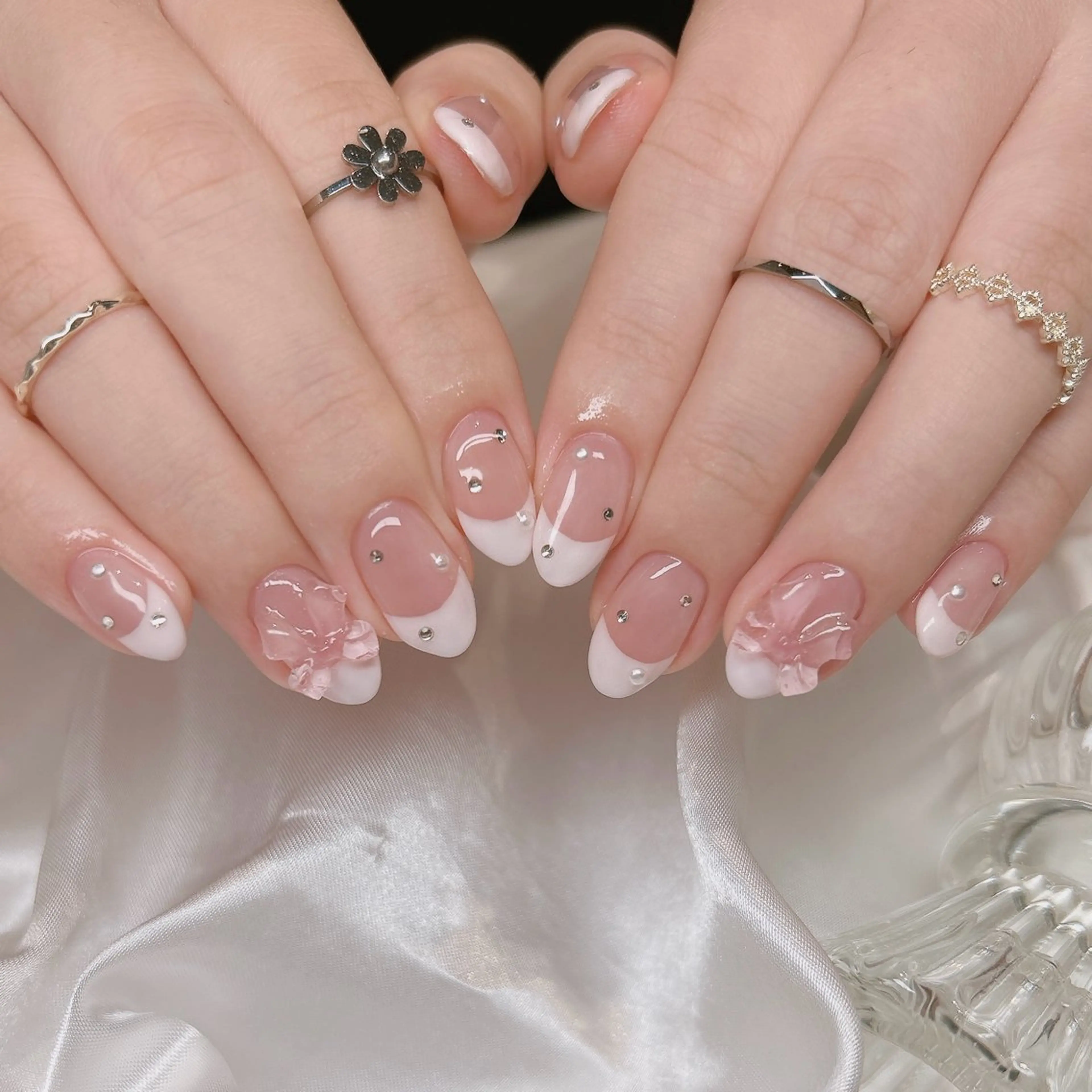 ネイル フレンチネイル リボン ハンドネイル junna 金山.東別院.上前津のネイルデザイン