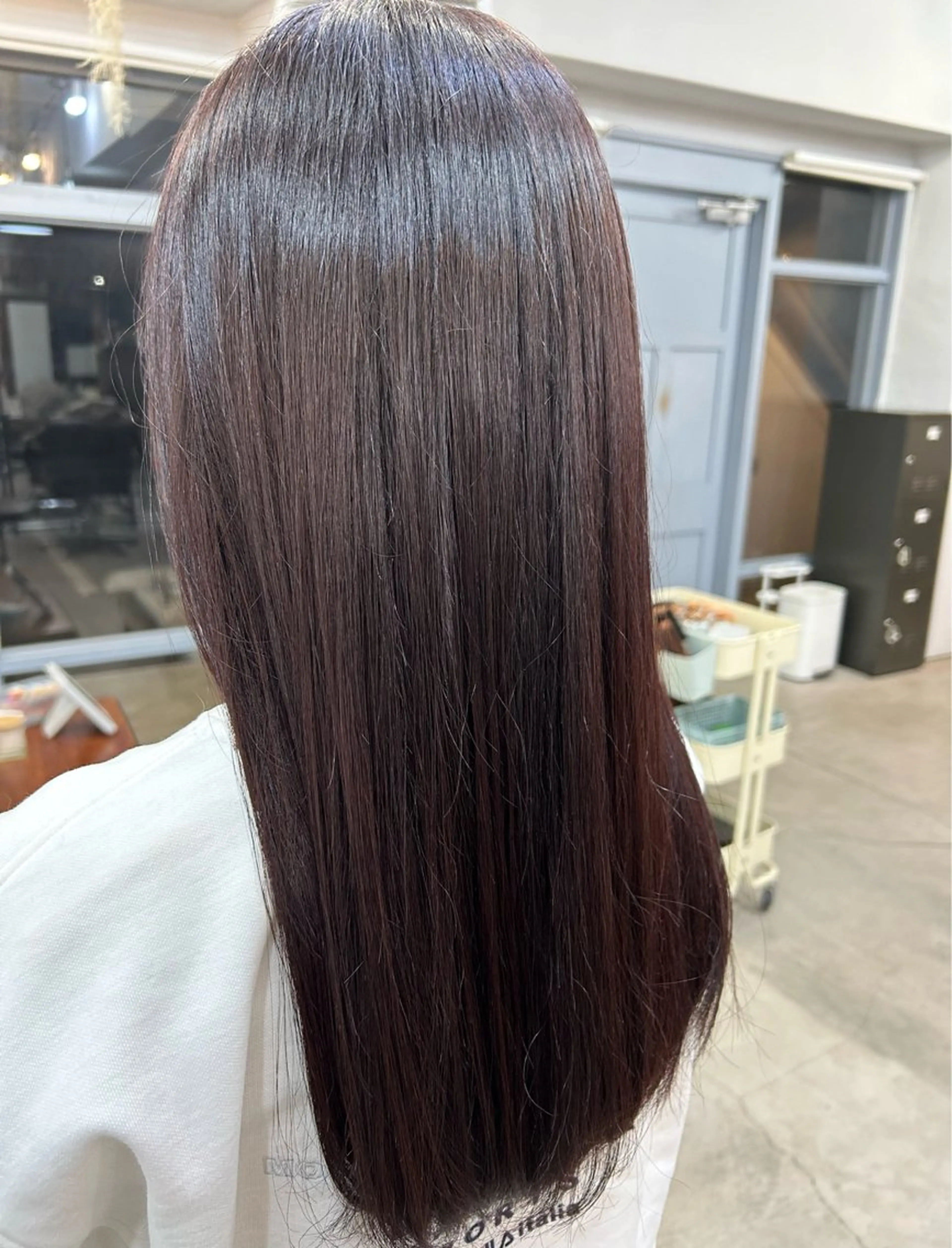 カラー 本澤 朋香のヘアスタイル