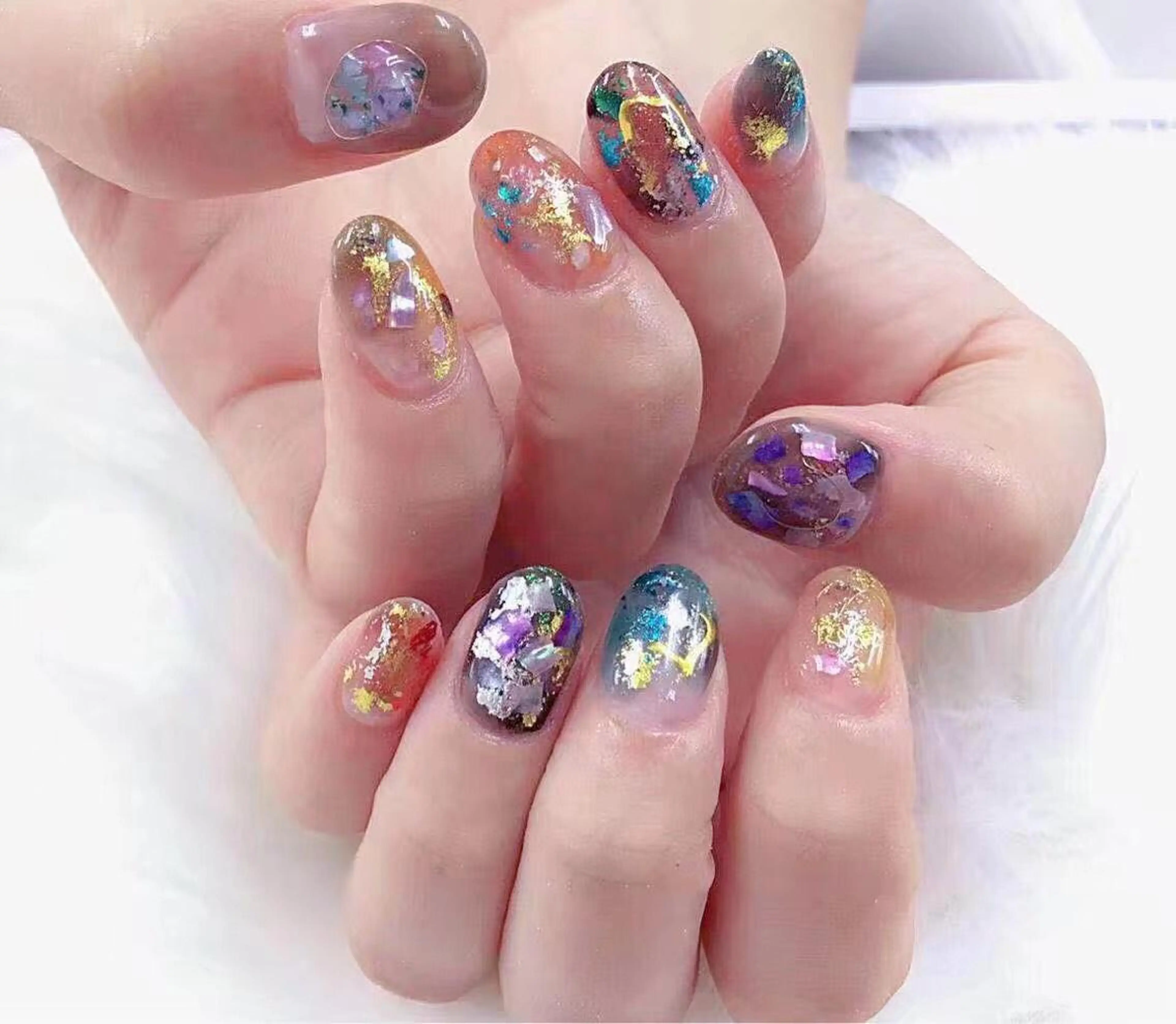 ネイル ハンドネイル MoonNail ユリ🌸のネイルデザイン