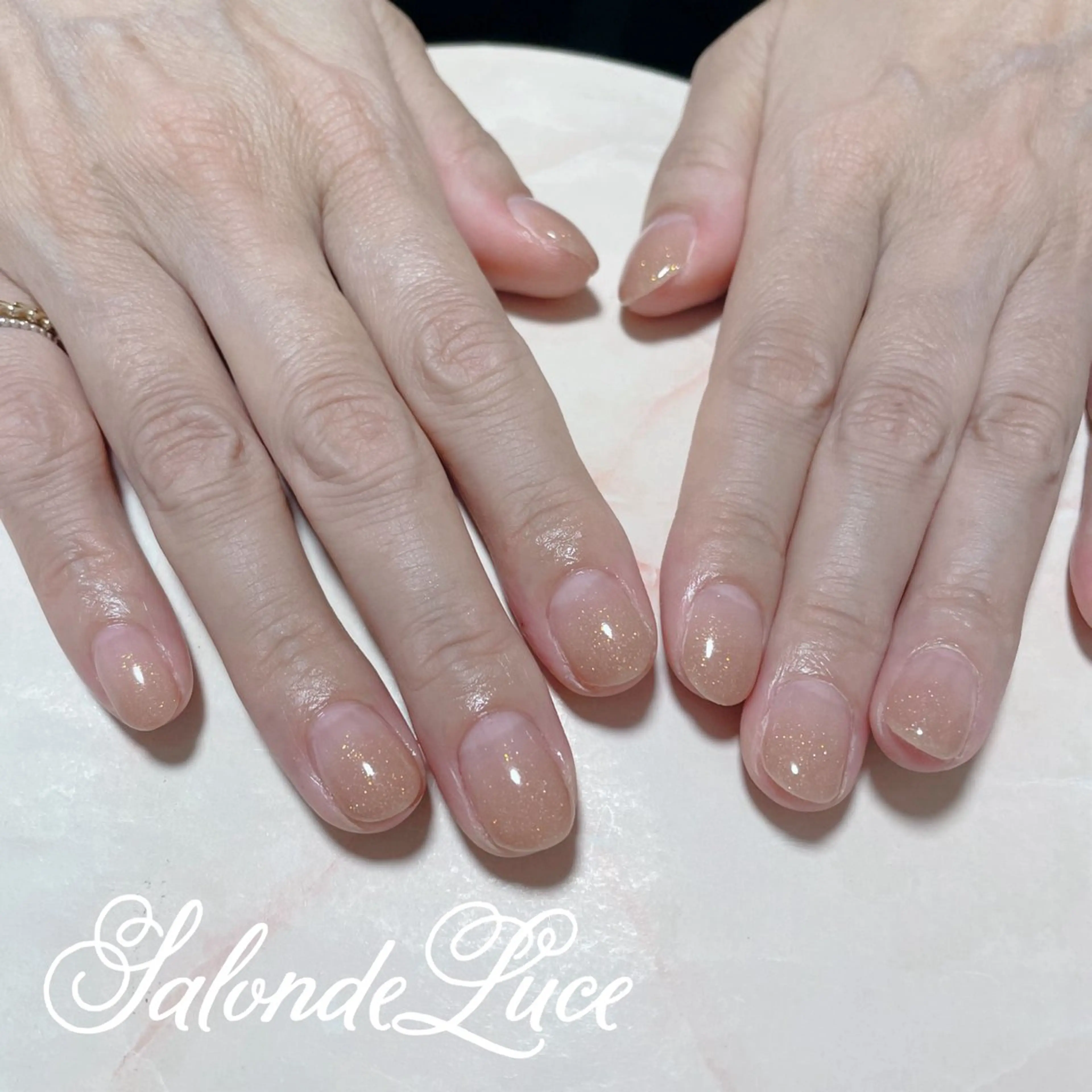 ネイル グラデーション オフィスネイル Salon de Luceのネイルデザイン