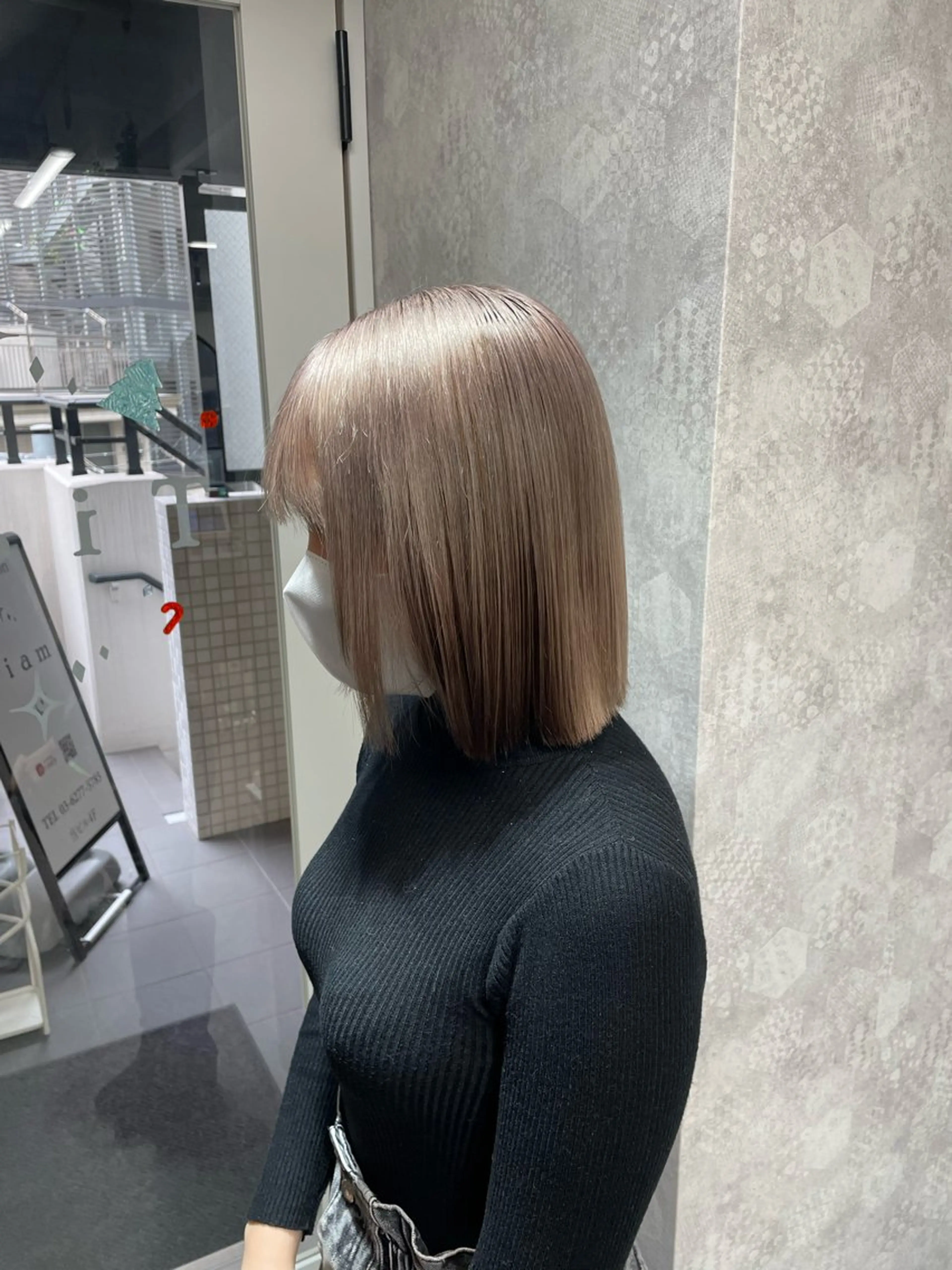 ショート カラー アッシュ アッシュグレー ベージュカラー ブリーチ ブロンド ヘアカラー トリートメント 【美髪ハイトーン】 髪質改善/大和🎀のヘアスタイル