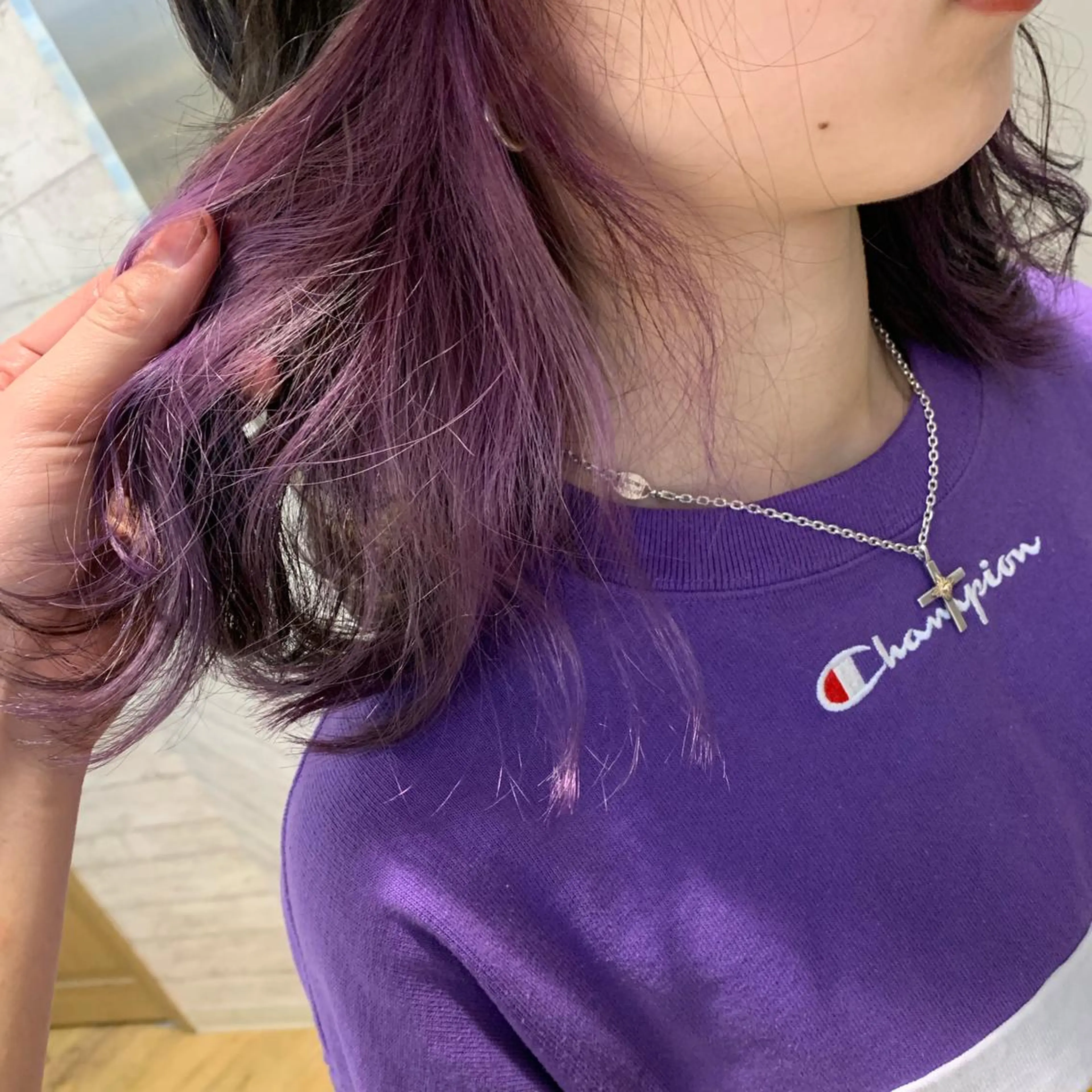 カラー 天野 利咲のヘアスタイル