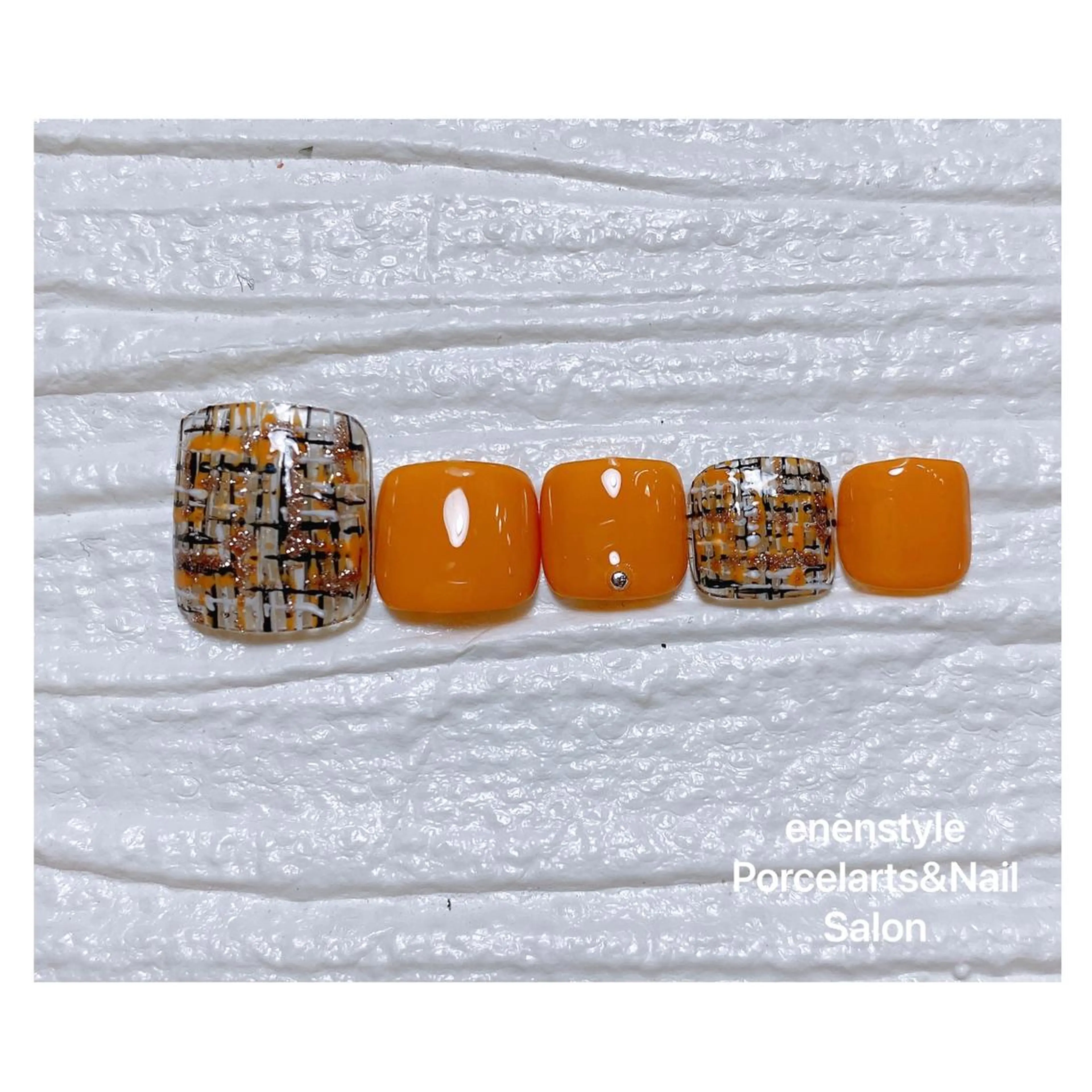 ミディアム ネイル ハンドネイル フットネイル 👑enen style👑のネイルデザイン