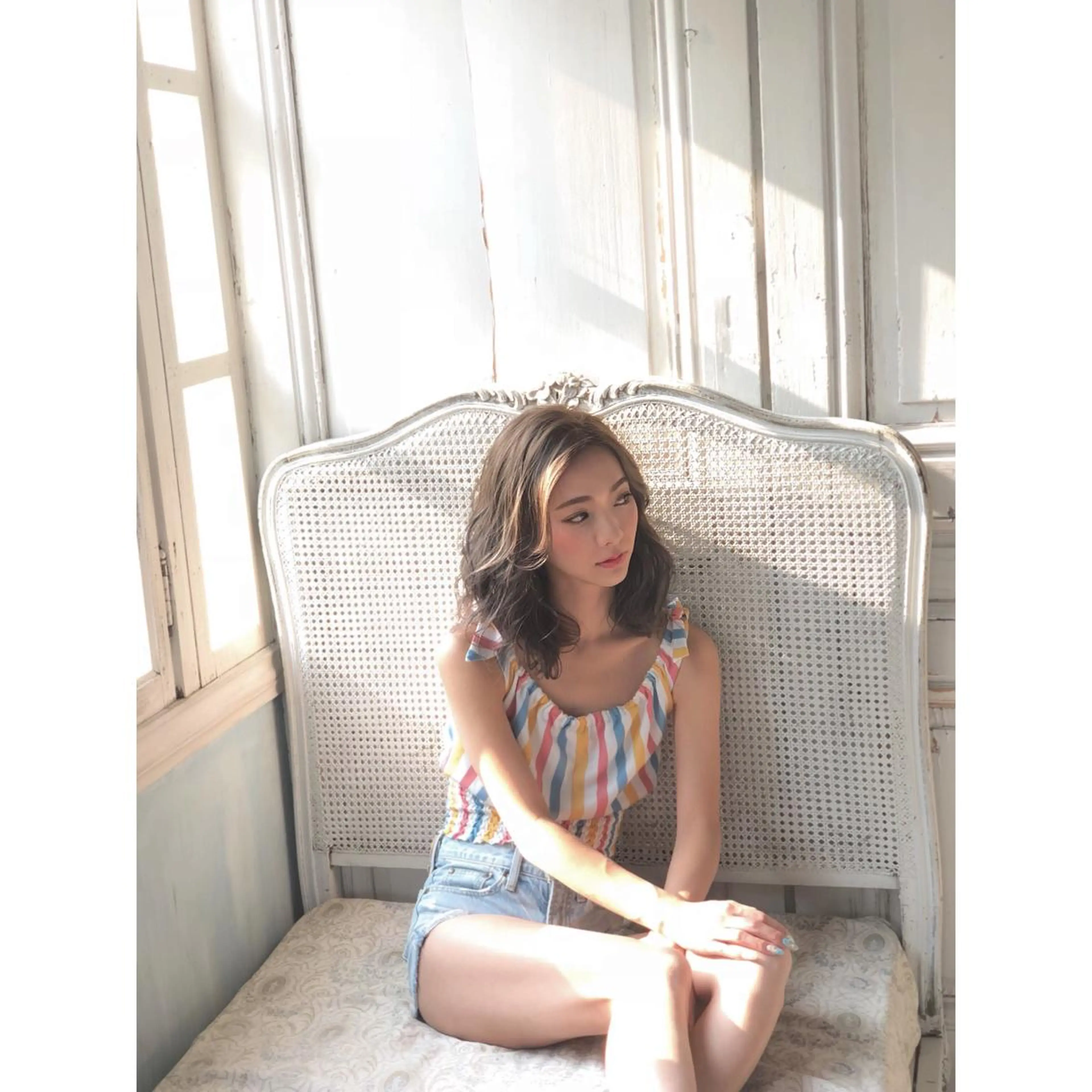 ショート カラー ヘアアレンジ バレイヤージュ デザインカラー グラデーションカラー ハイライトカラー ハイトーンカラー アンドウ ユウ/ レイヤーカット/韓国のヘアスタイル