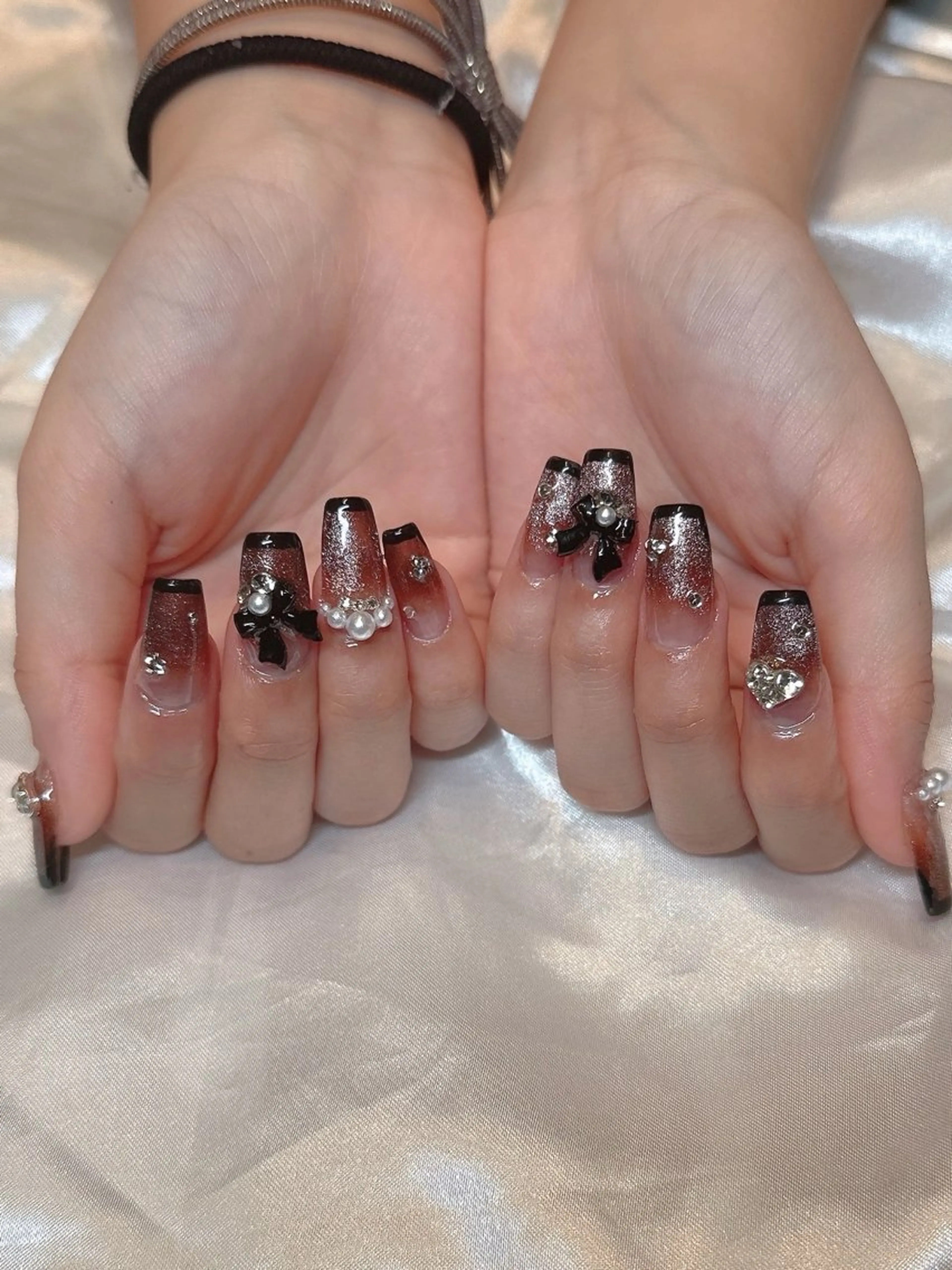 ネイル フラッシュネイル マグネットネイル ニュアンスネイル スカルプネイル シンプルネイル ハンドネイル at Nailのネイルデザイン