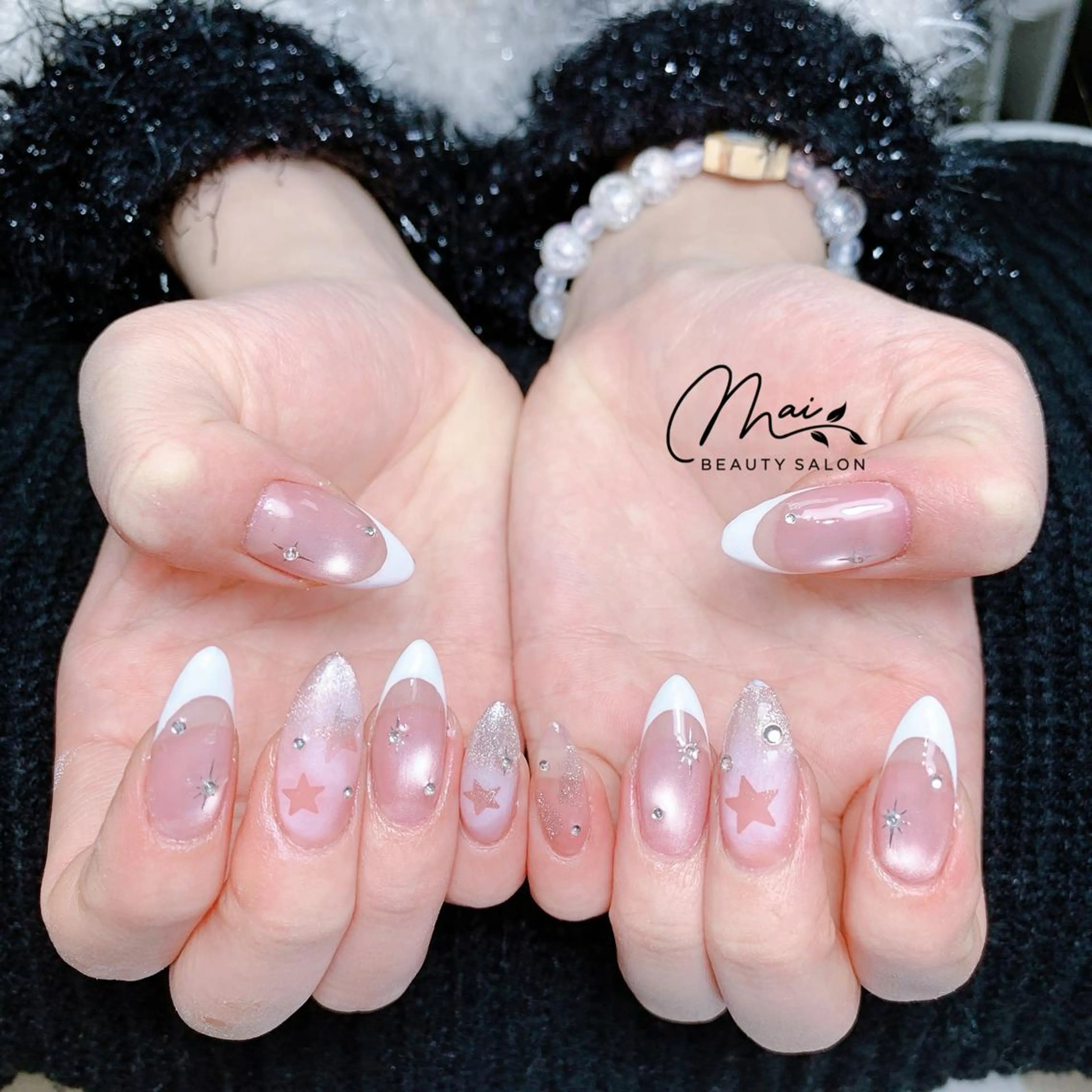 ネイル オーロラネイル チークネイル 長さ出し フラッシュネイル フットネイル MaiBeauty HaNaのネイルデザイン