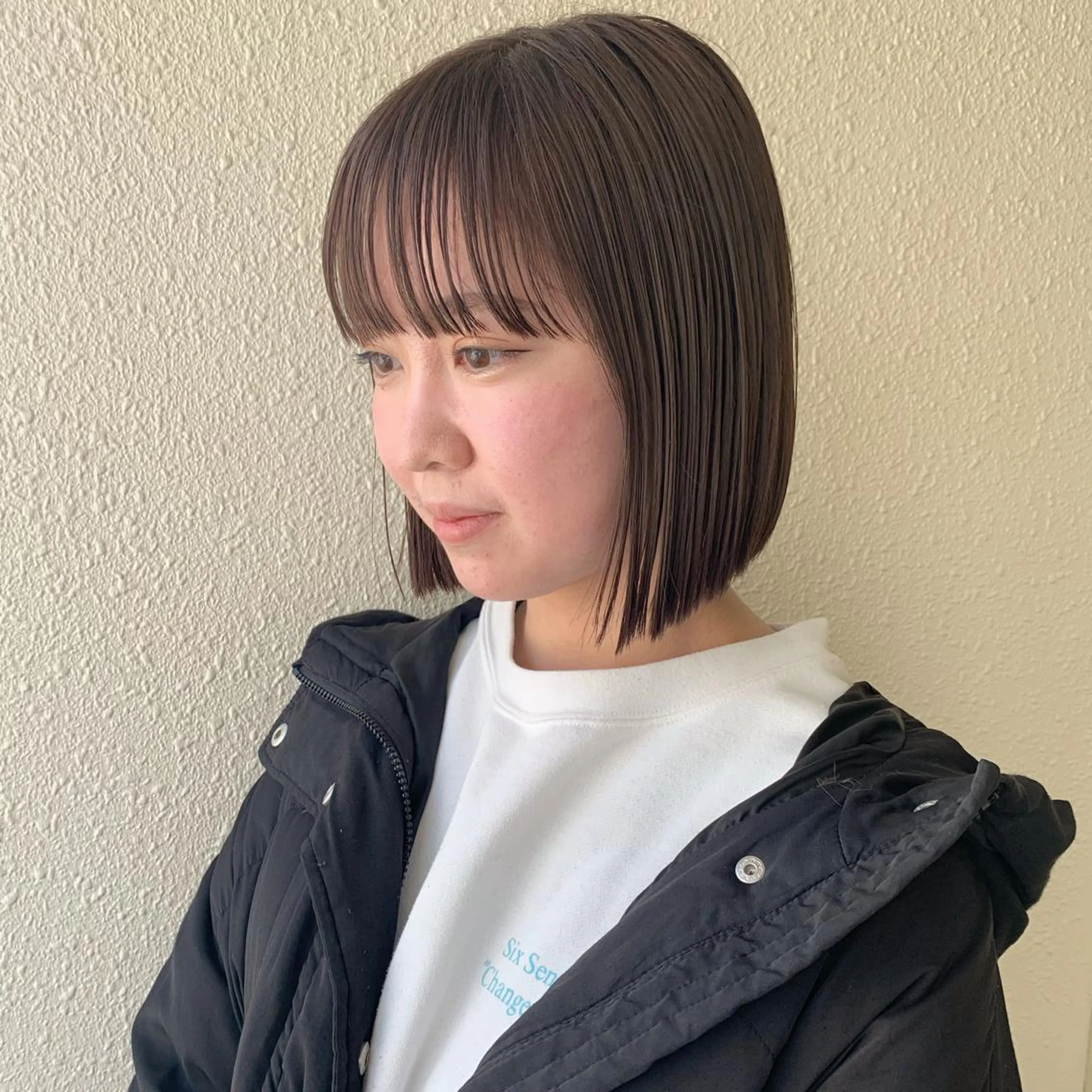 ショート カラー ベージュカラー ショコラベージュ ボブ iLi 《イリ》のヘアスタイル