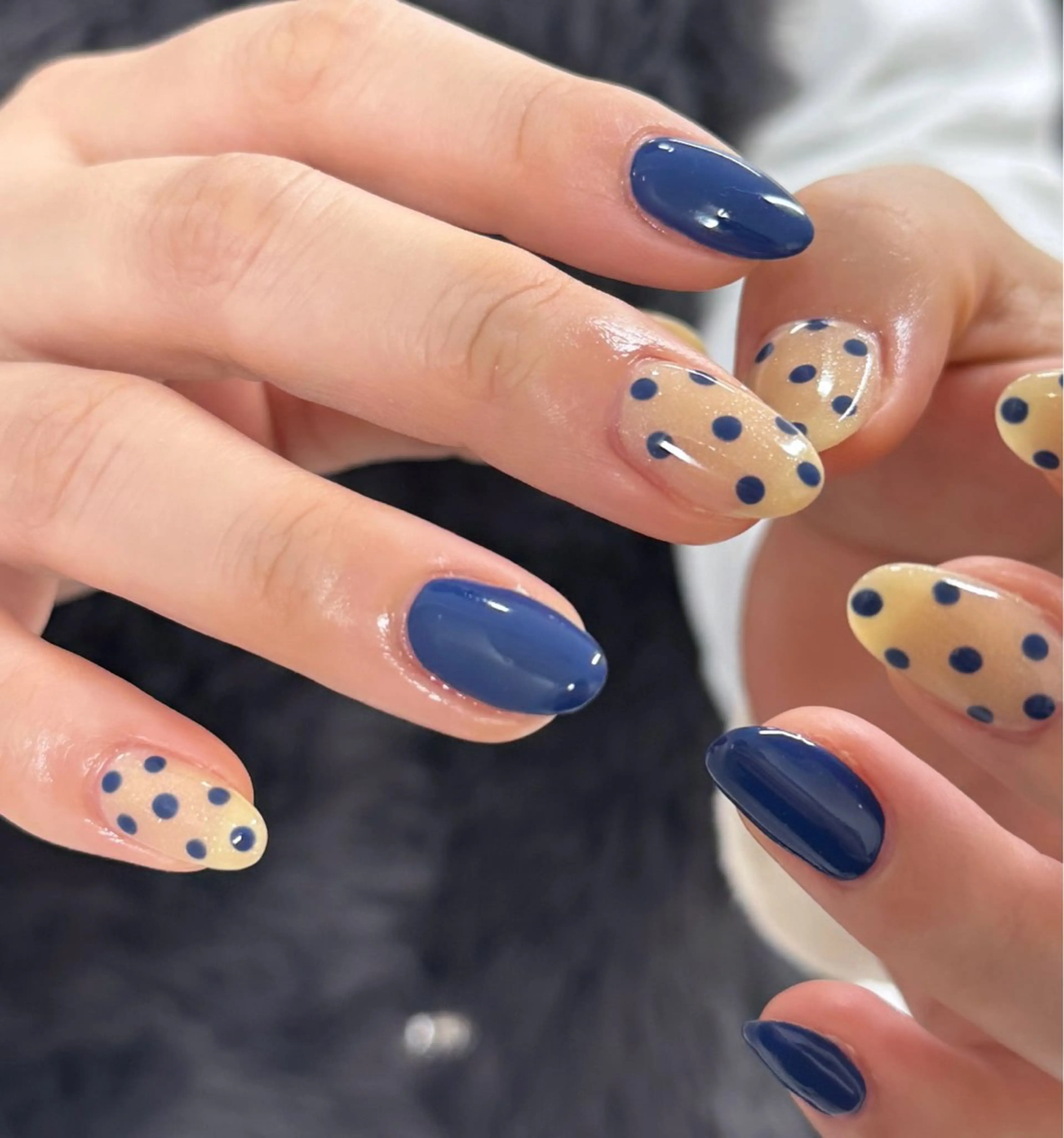 ネイル ドット Ihoji Hotaruのネイルデザイン