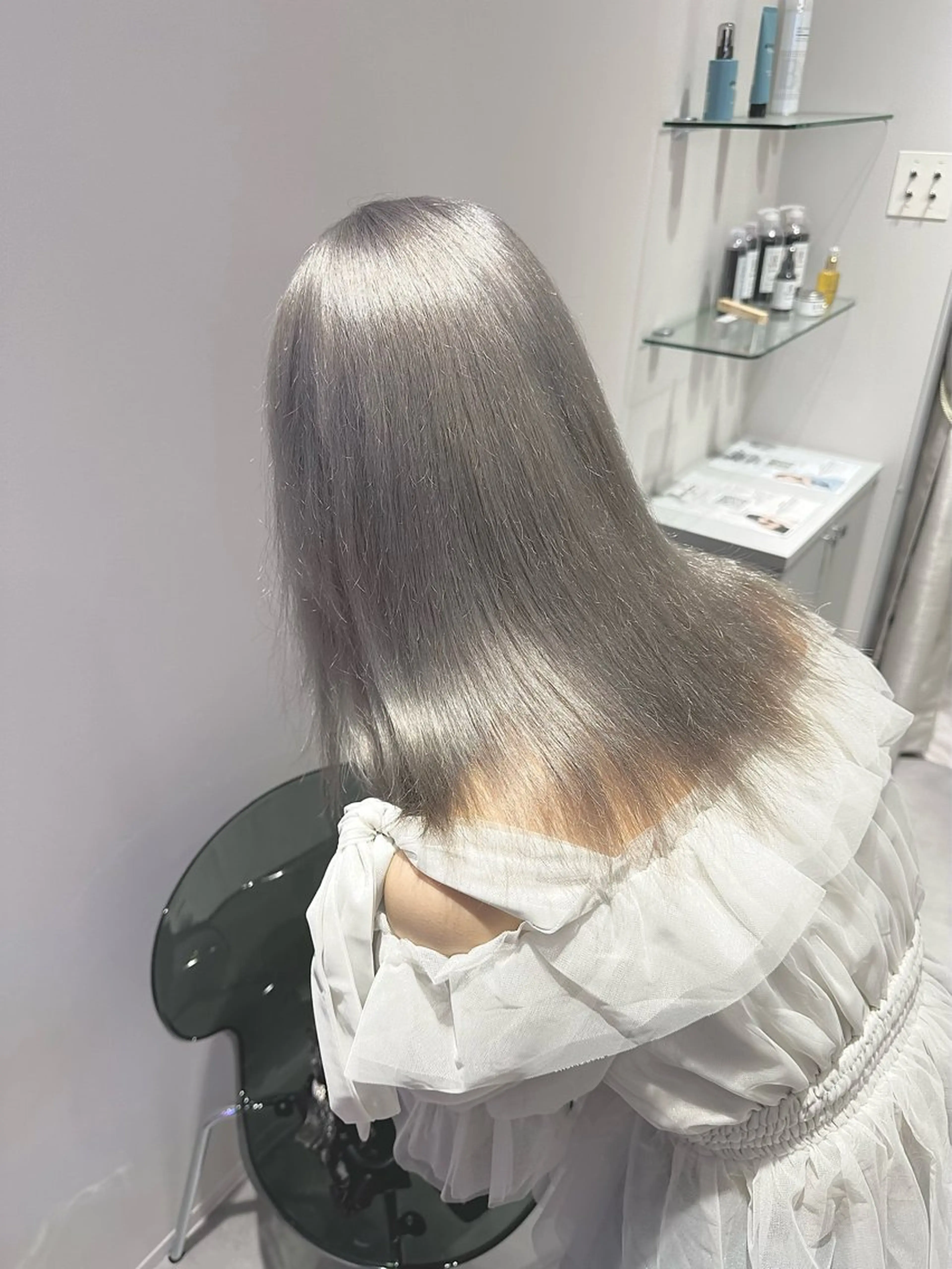 ミディアム カラー カット ヘアカラー トリートメント 🦄ハイトーンカラー 🦄まるおしょうのヘアスタイル