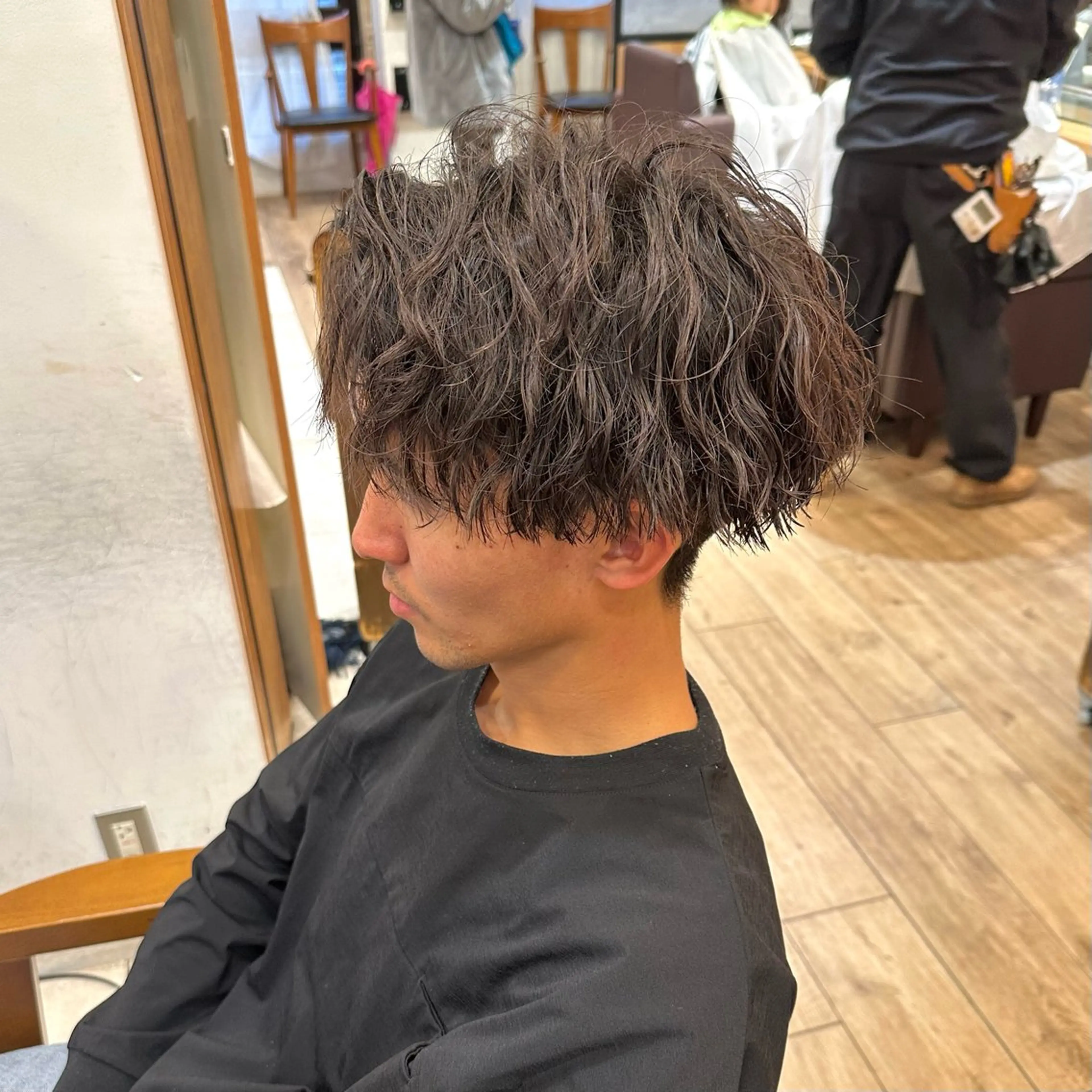 パーマ メンズ センターパート 🌈【曲がる縮毛矯正 】🌈益子卓馬のヘアスタイル