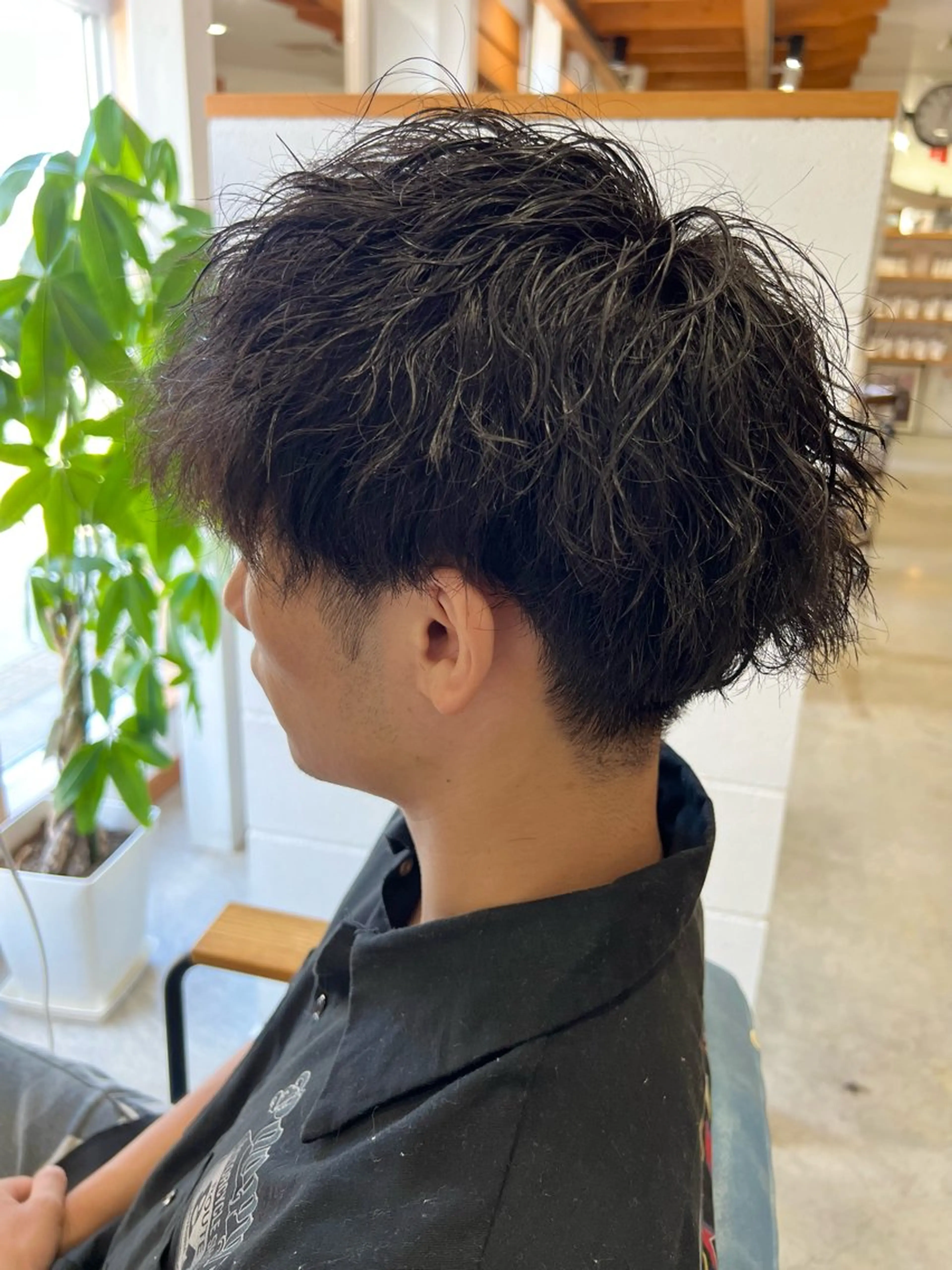 【▪️人気No.2▪️】メンズカット+ツイスパorツイストパーマ+残臭処理の写真