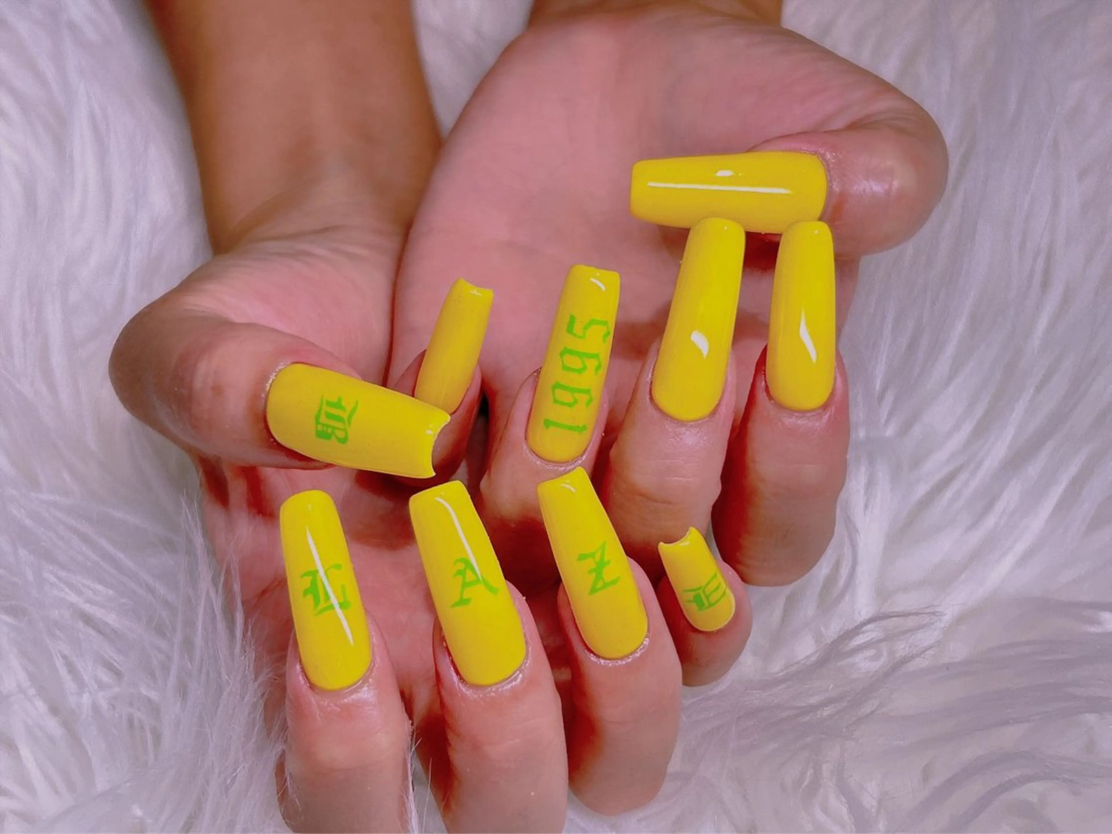 ネイル エムズ エムズのマツエク・マツパデザイン