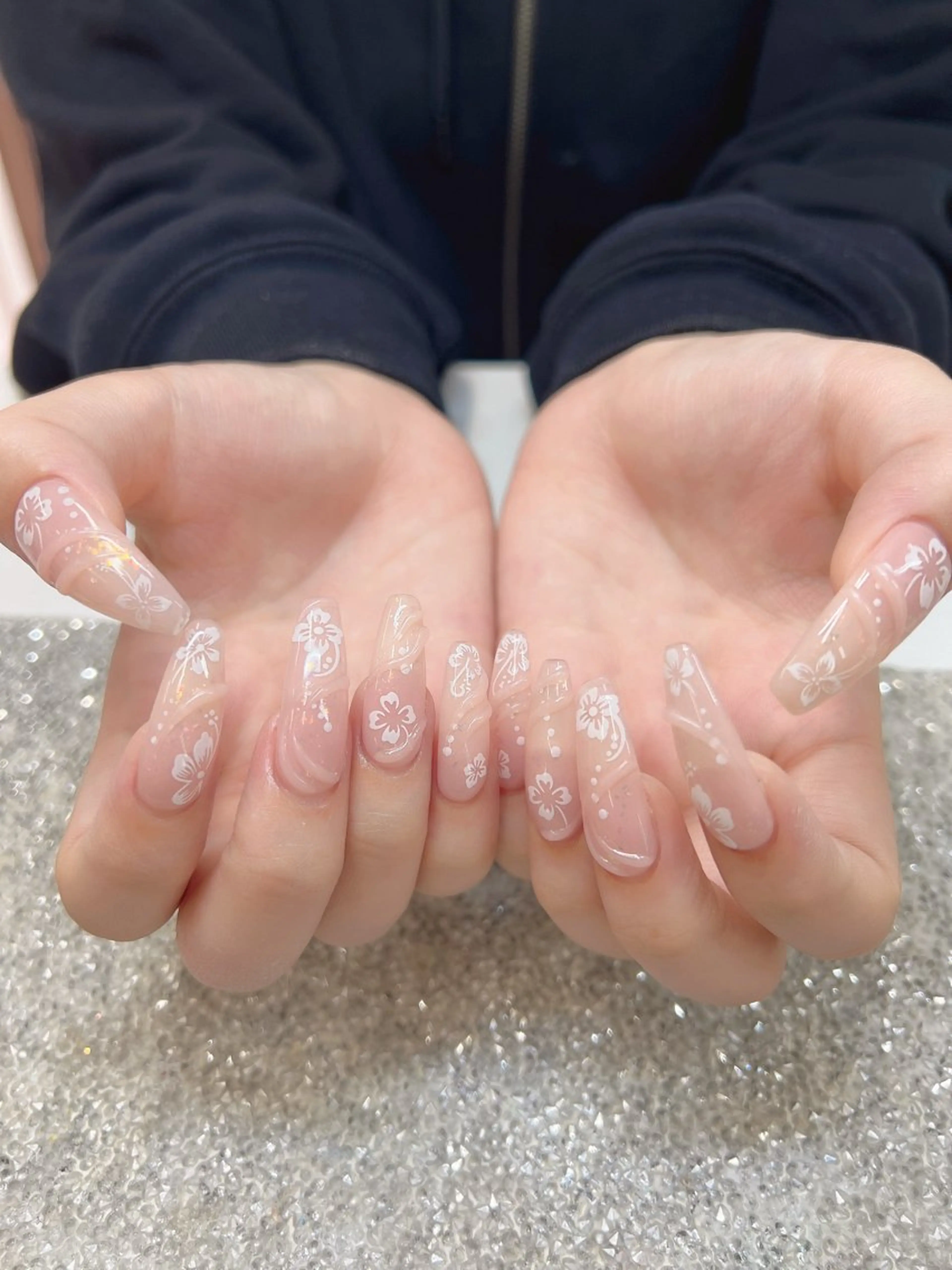 ネイル ガレンドウ 白澤 愛子のネイルデザイン