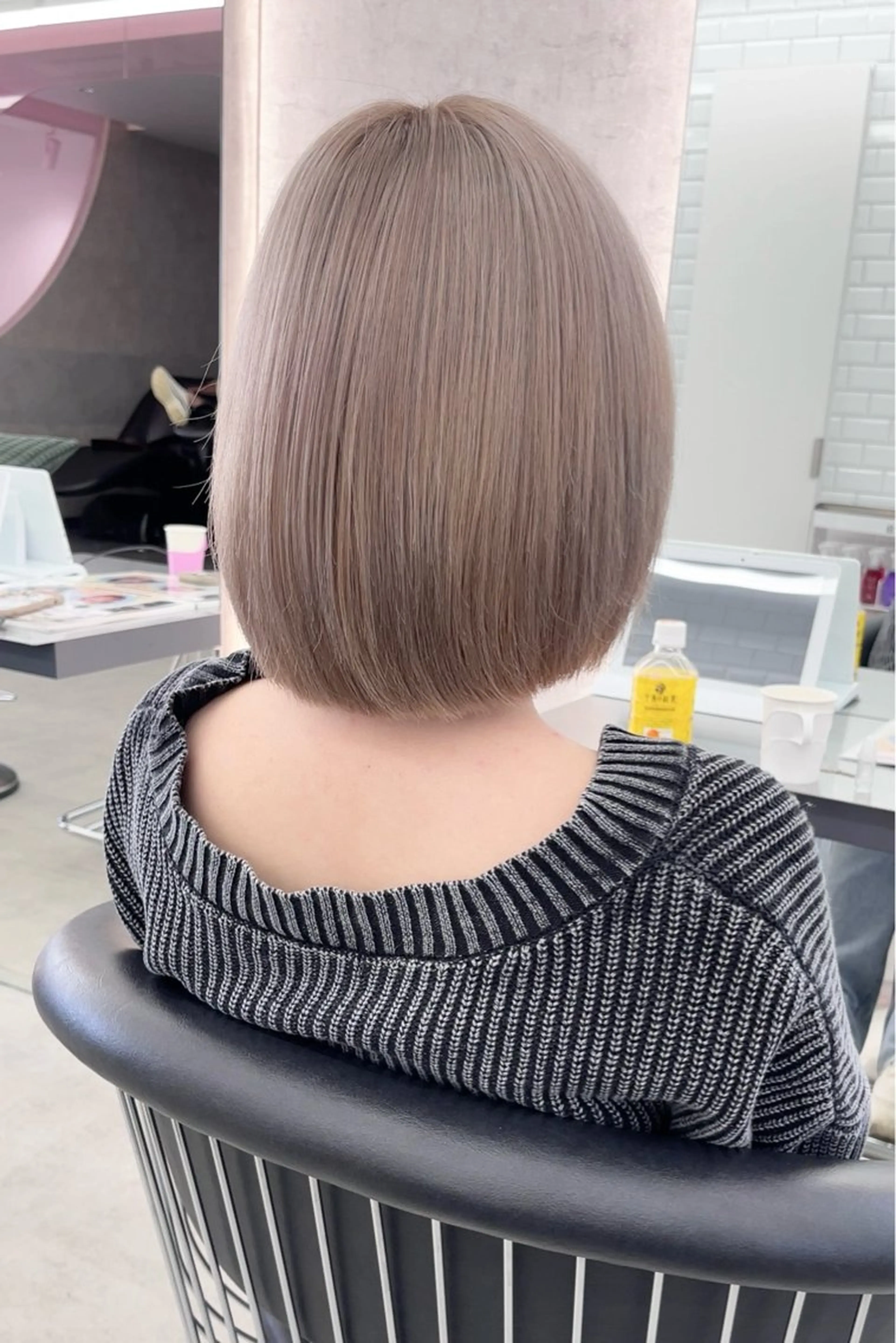ショート 水原　悠吾 ELISS　ブリーチのヘアスタイル