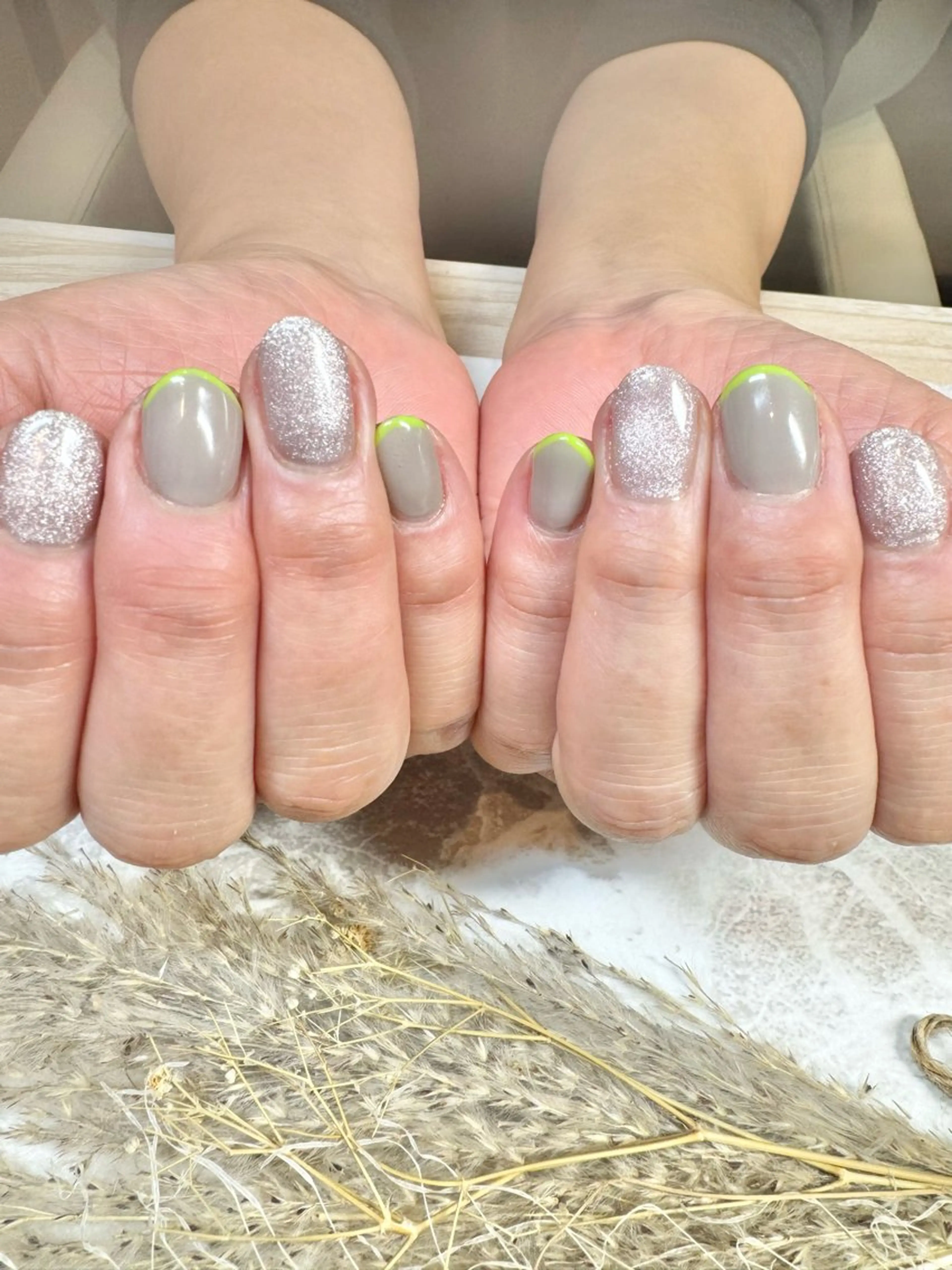 ネイル フレンチネイル マグネットネイル ネイルサロン ステラのネイルデザイン