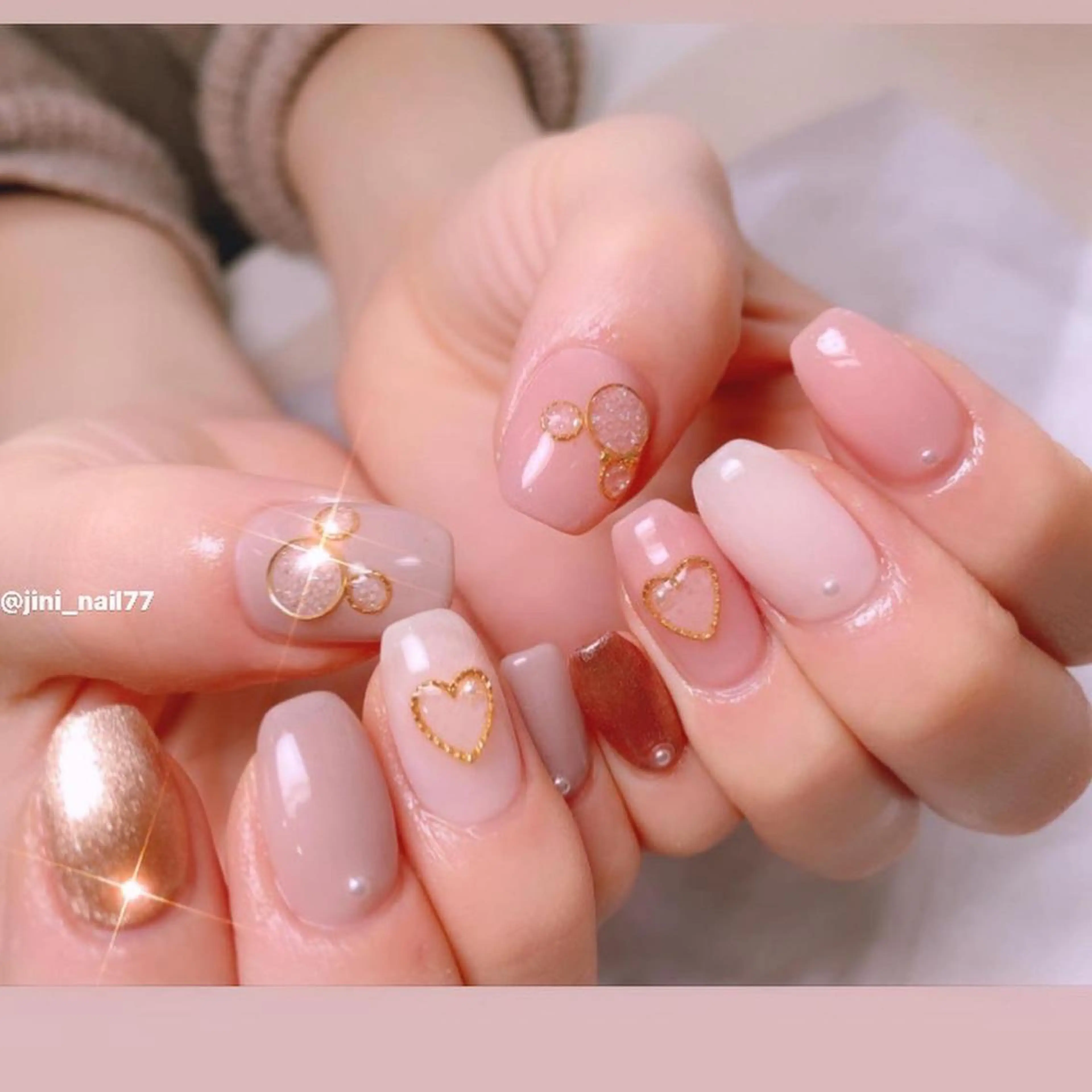 ネイル JINI NAIL所属・ジニ ネイルのネイルデザイン