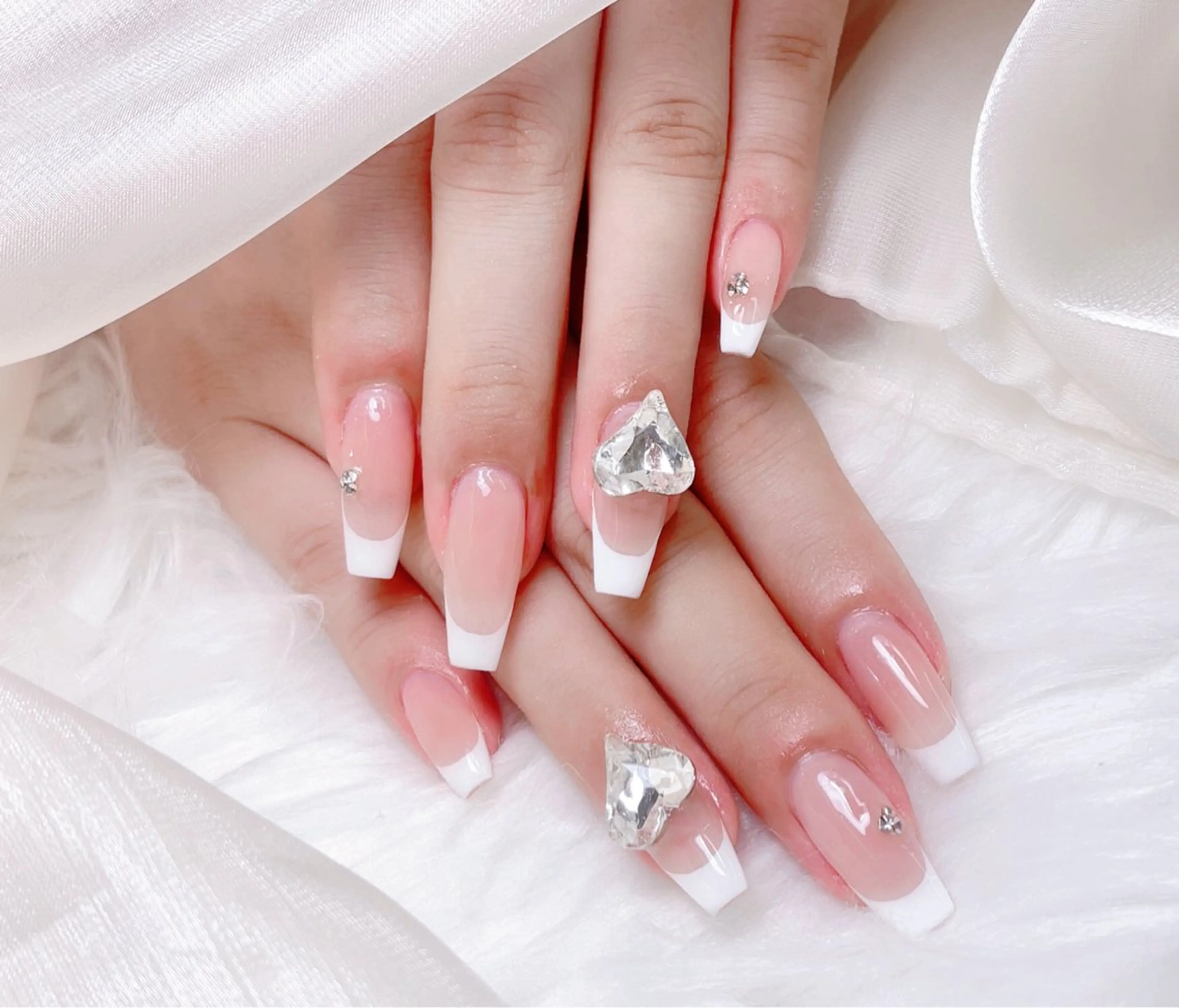 ネイル ハンドネイル M🌷nail 長さだし専門店のネイルデザイン