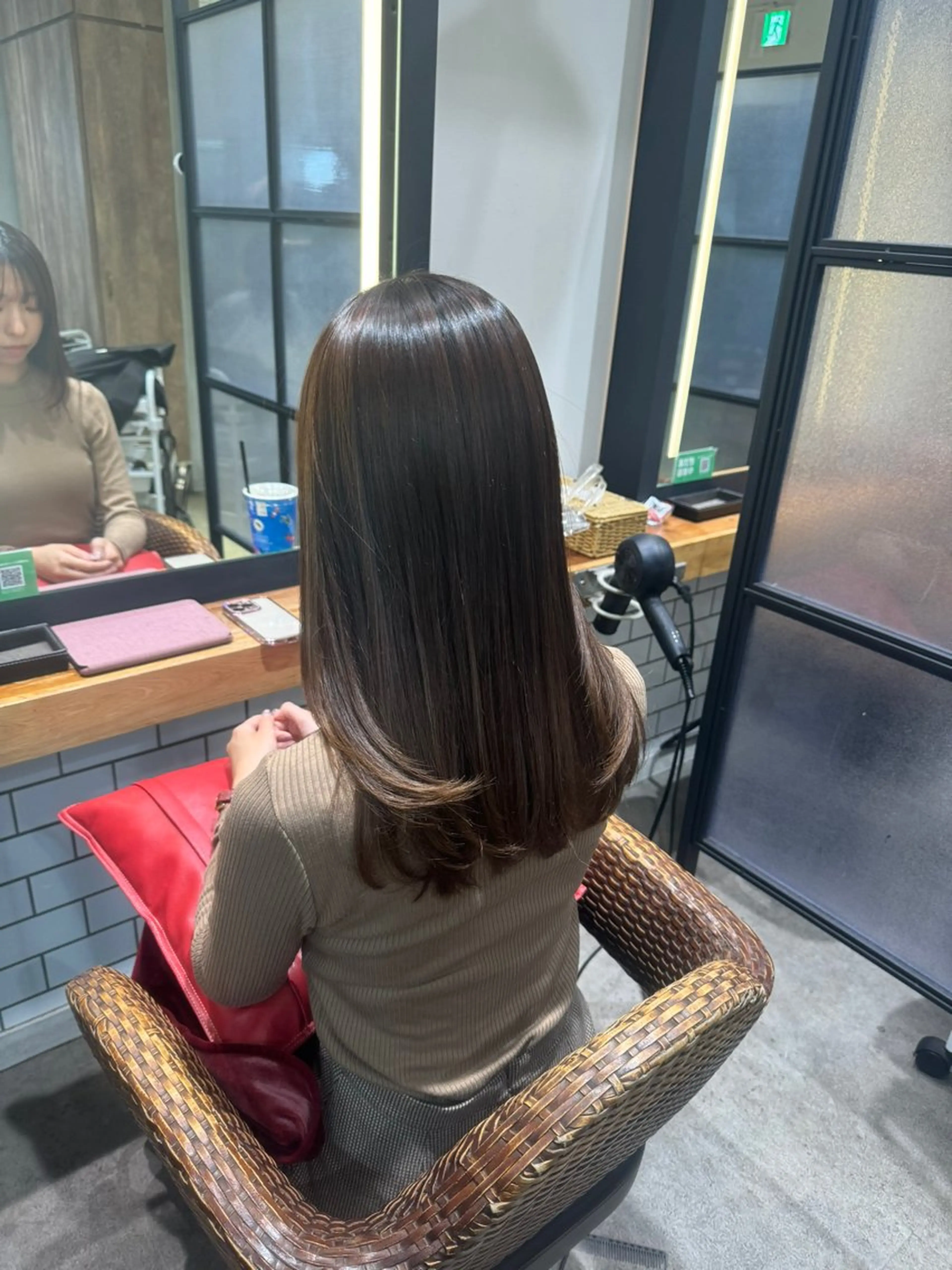 セミロング カット 縮毛矯正 暖色カラー🤎Red Neo meiのヘアスタイル