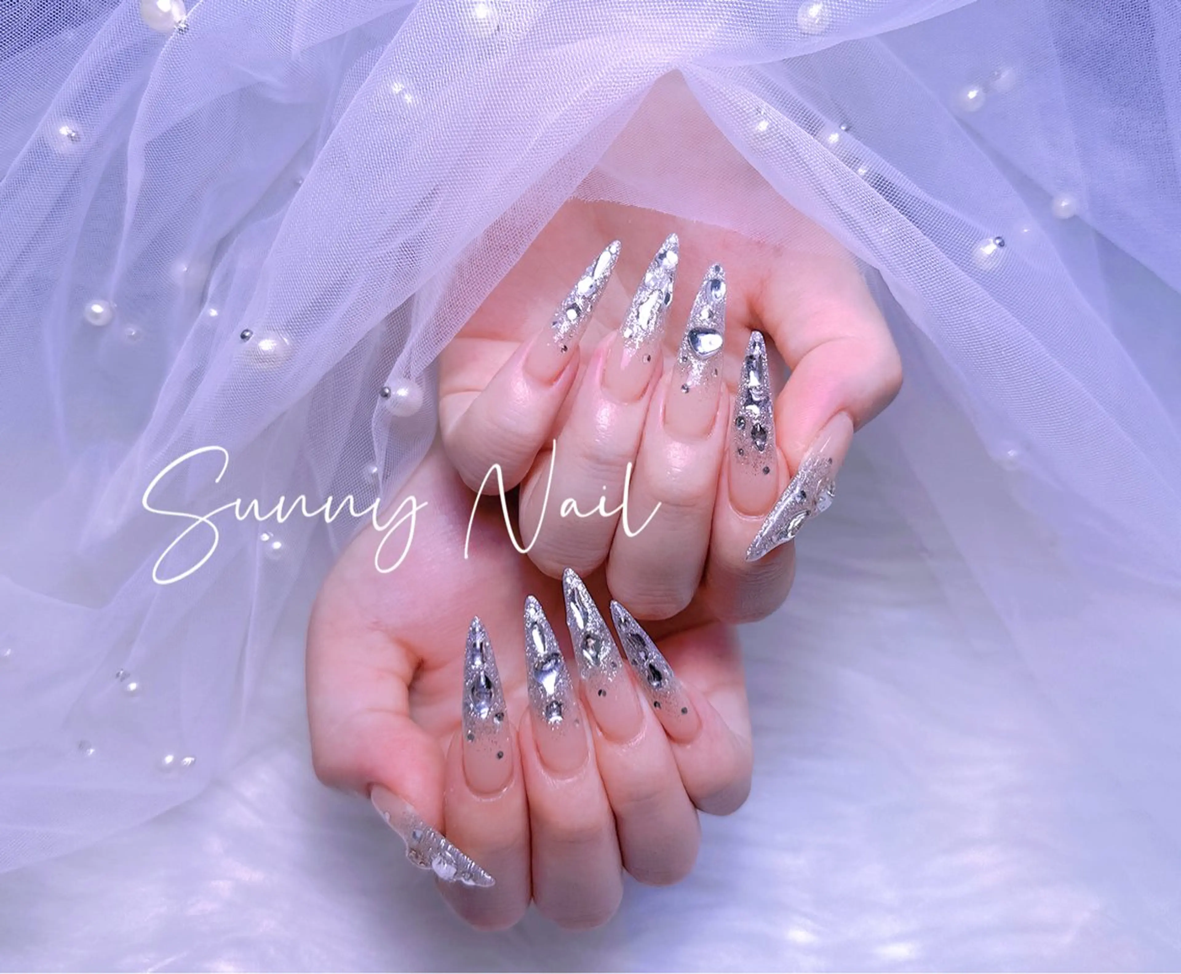 ネイル Sunnyサニー所属・桝井 春奈のネイルデザイン